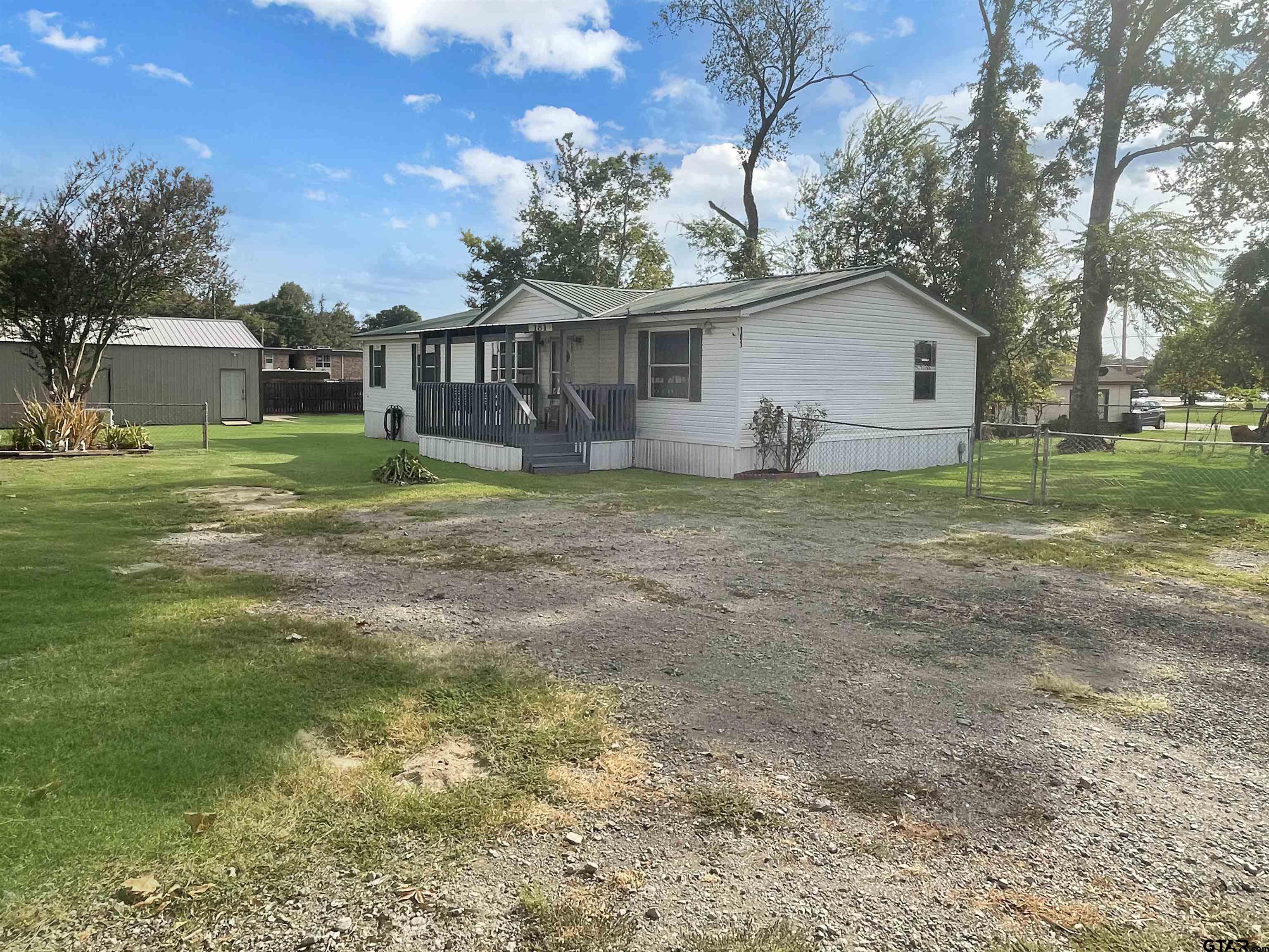 181 Cyclone St. Property Photo 1