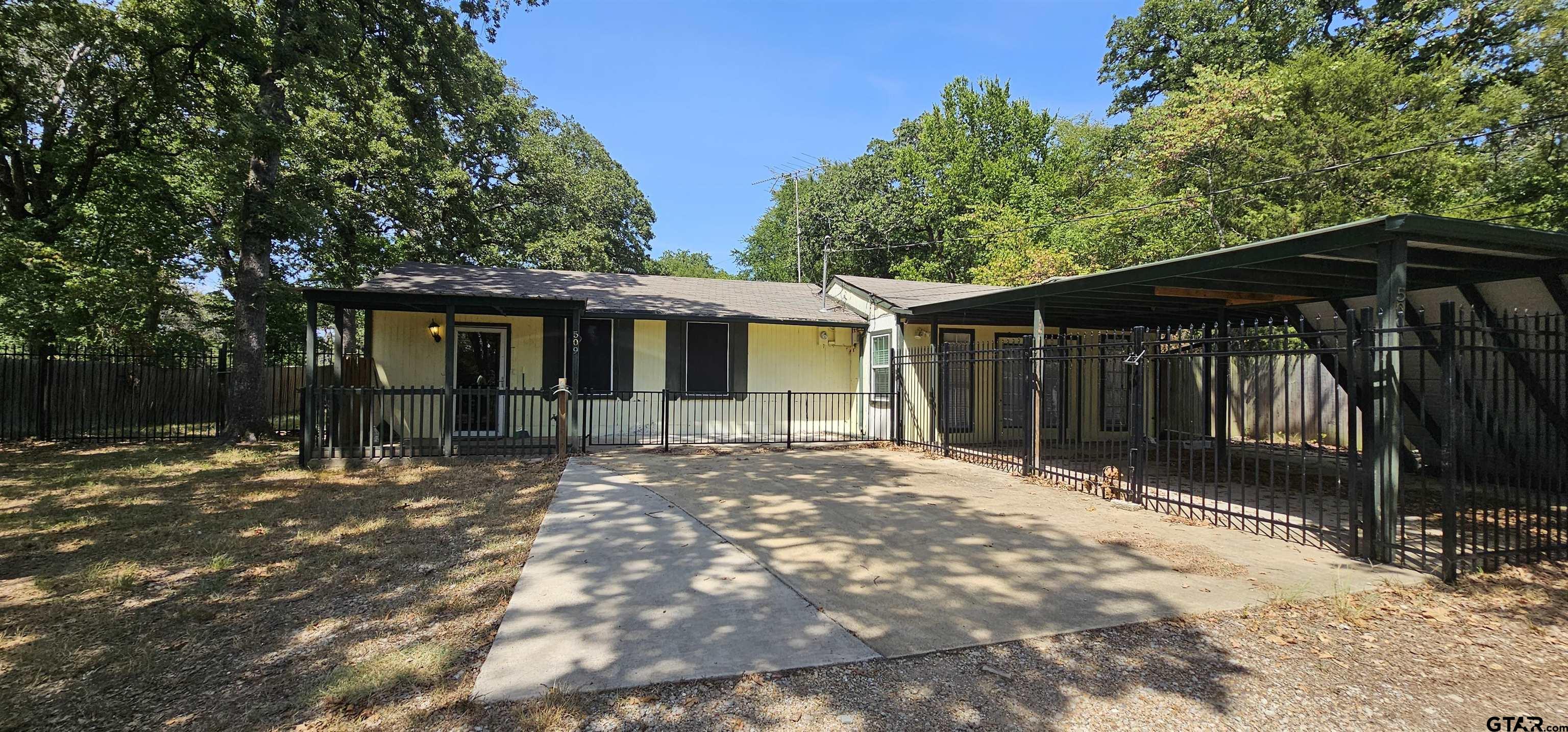 509 Hillcrest Drive Property Photo 1