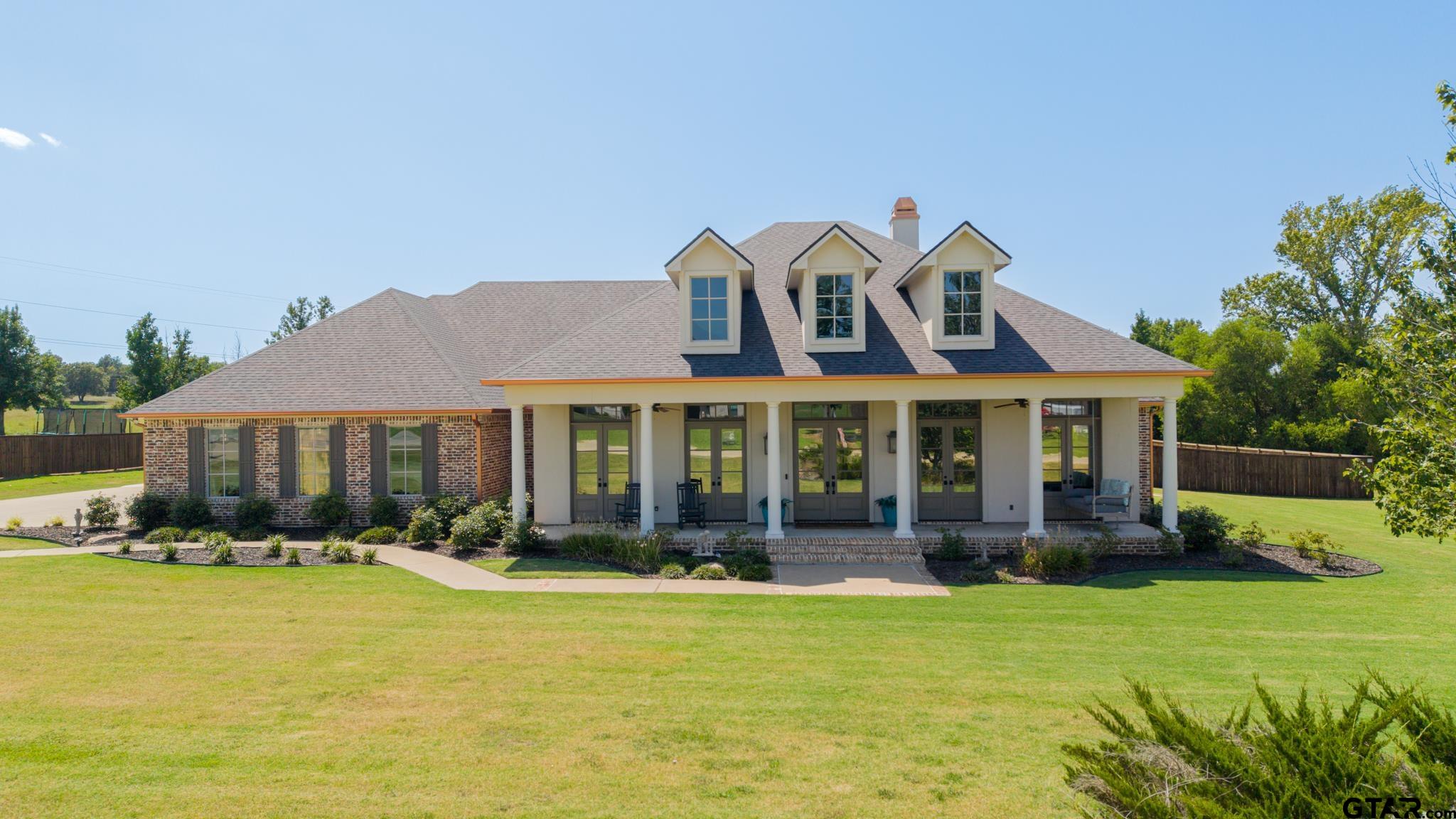 252 Clements Cirle Property Photo 1