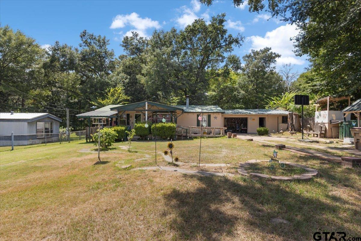 18886 County Road 2323 Property Photo 1