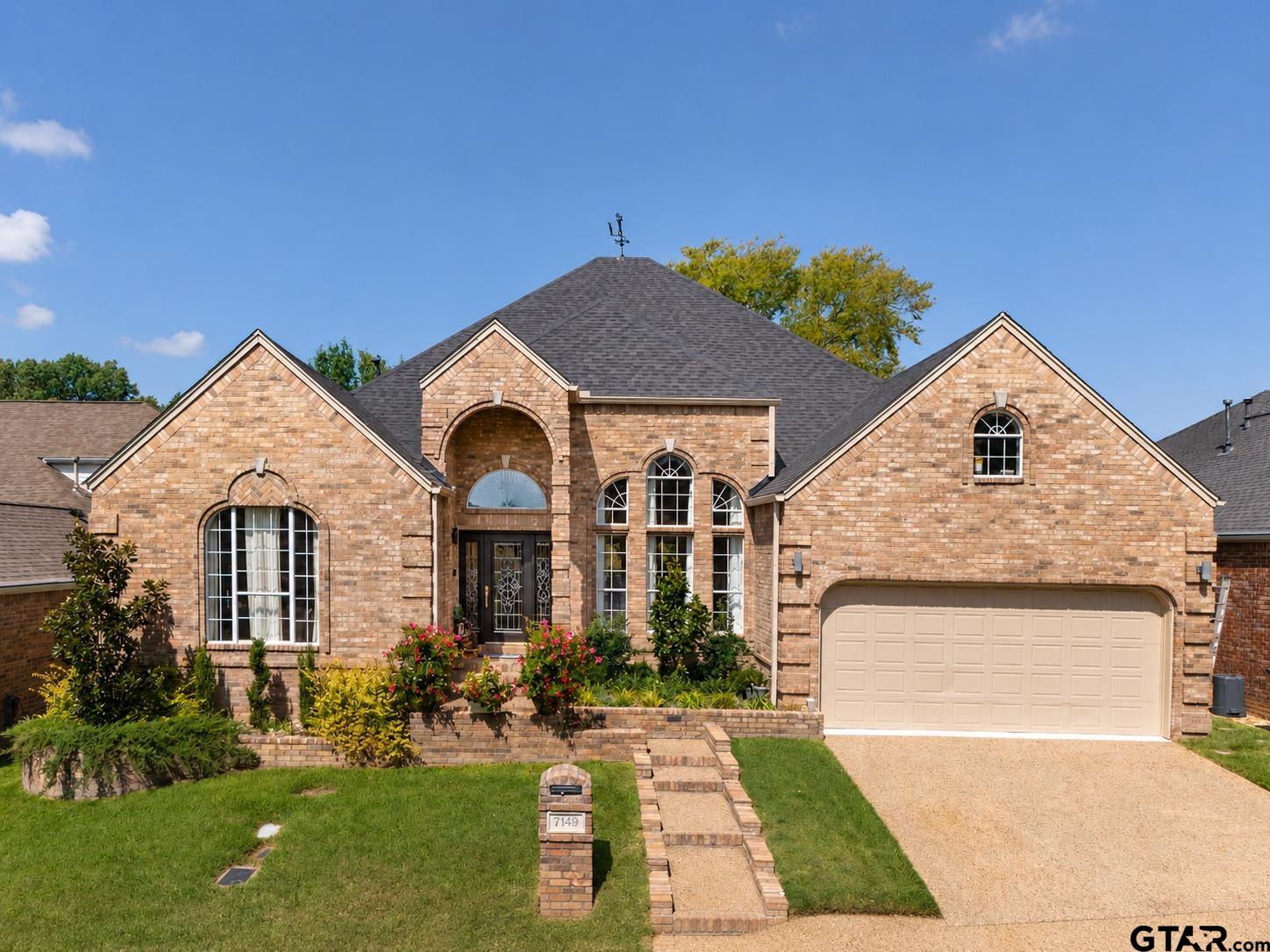 7149 Holly Square Court Property Photo 1
