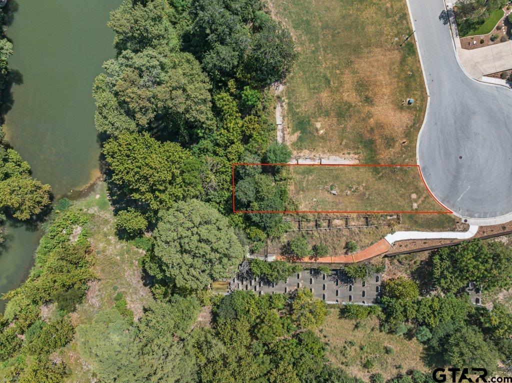 1326 River Place Dr Property Photo 1
