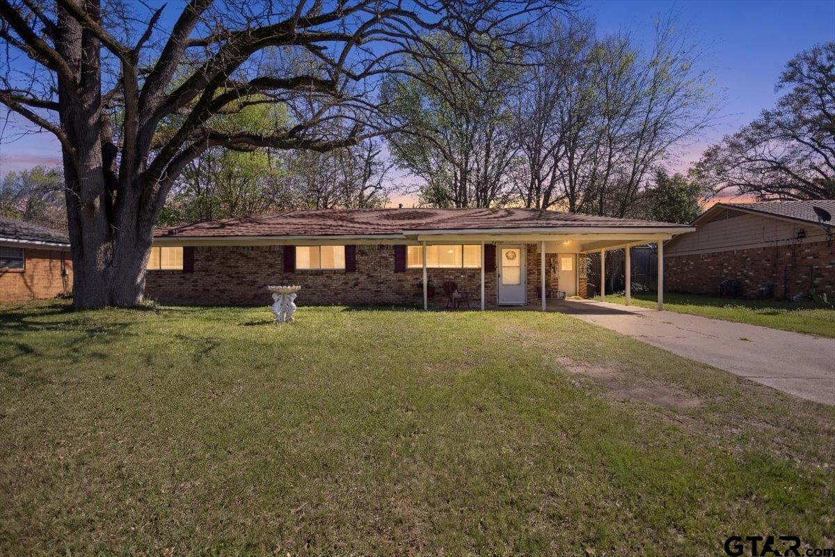 1506 Fuller Dr