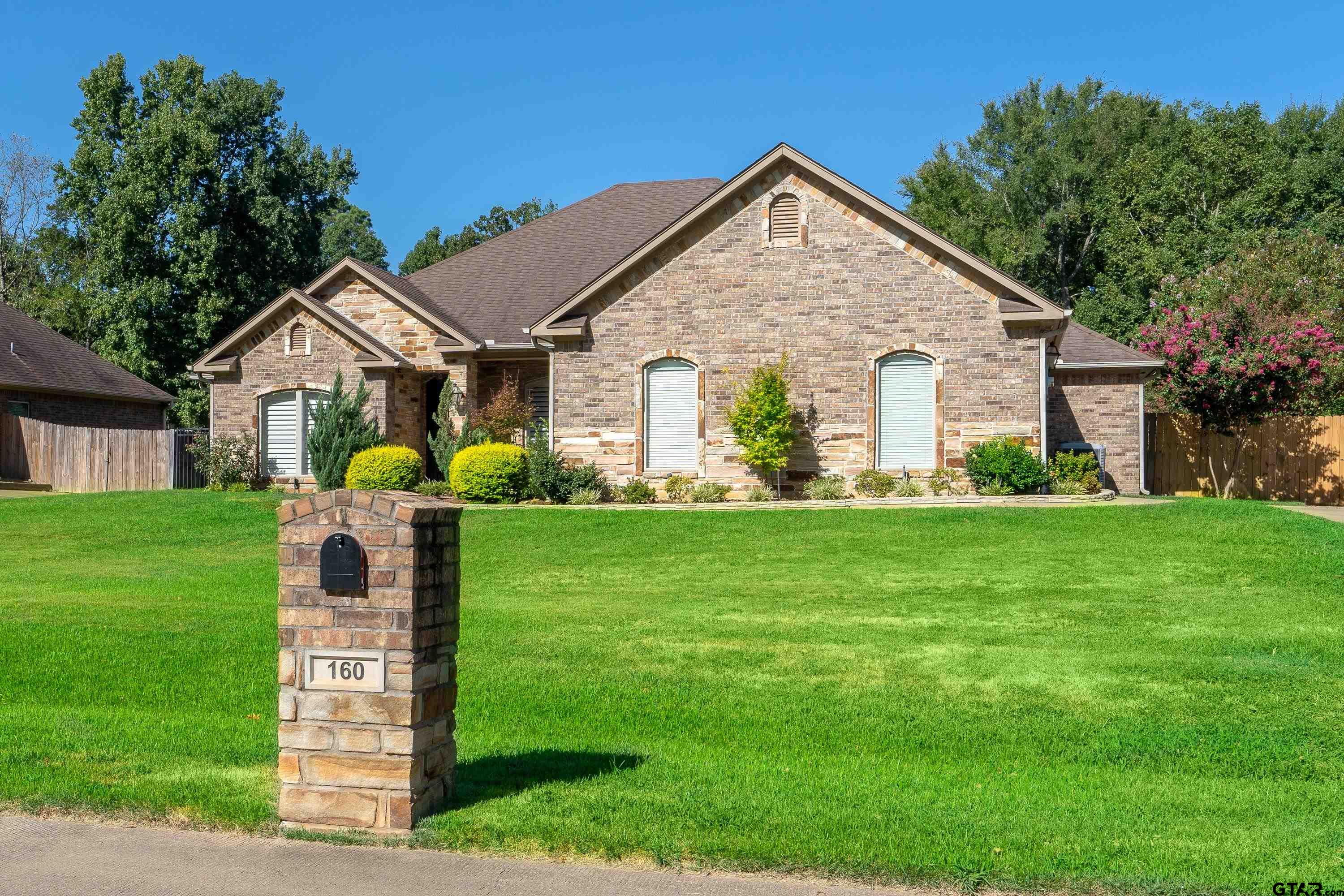 160 Timber Falls Dr