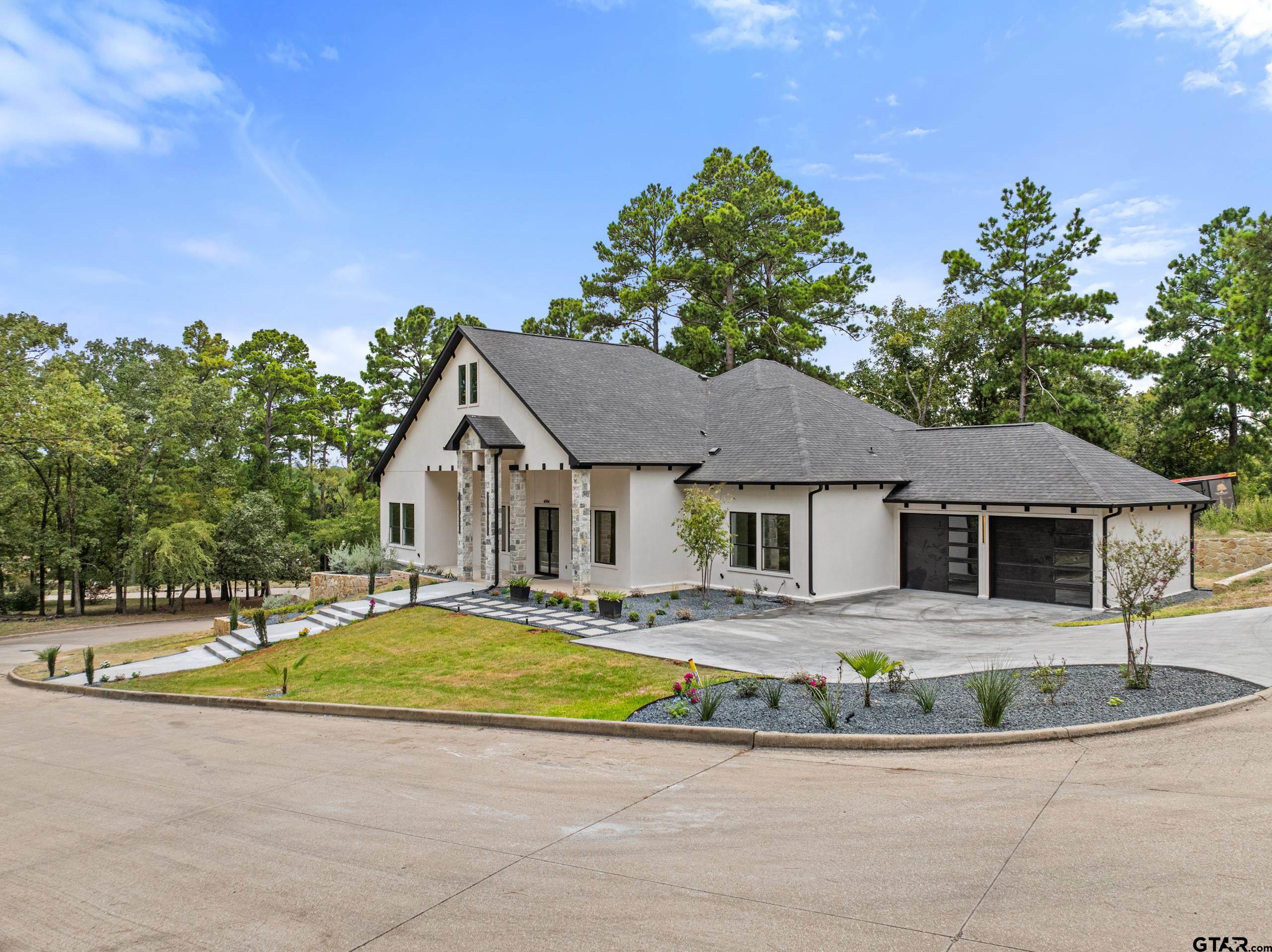 4504 Triggs Trc