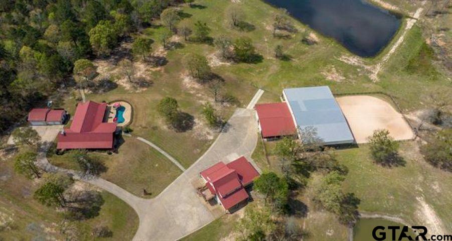 10449 Sheep Rd Property Photo 1