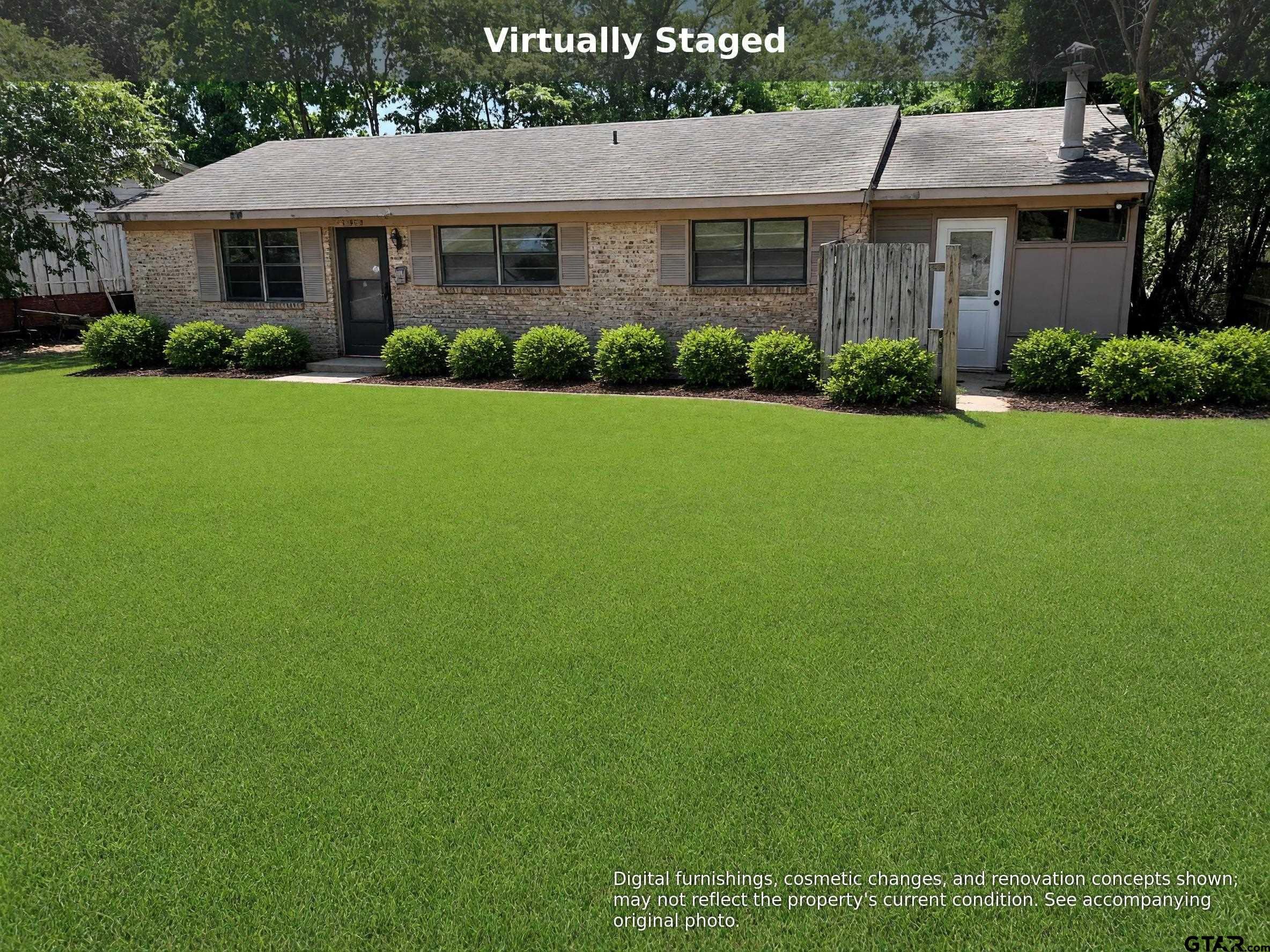 3318 Lee St Property Photo 1