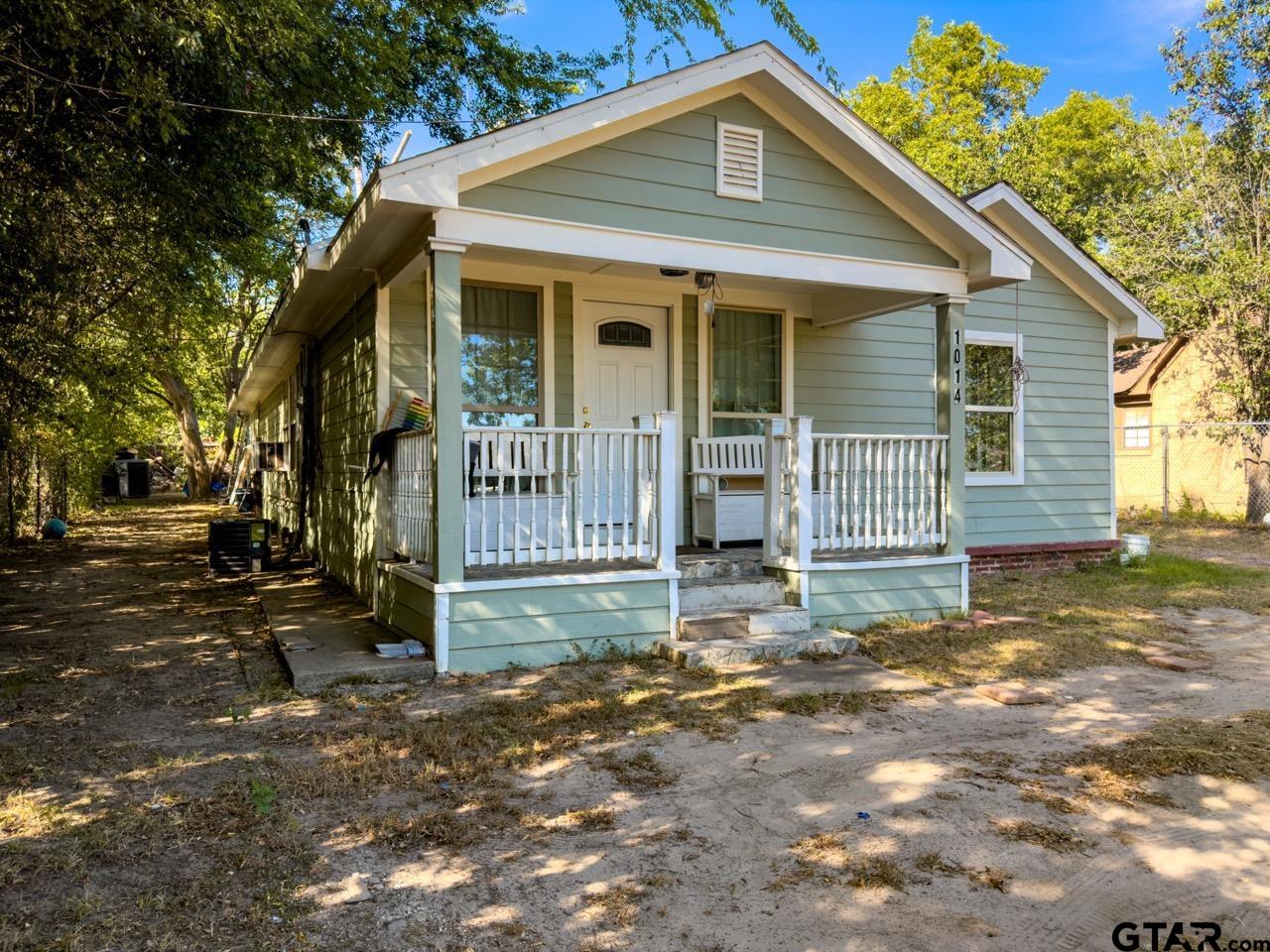 1014 W 6th