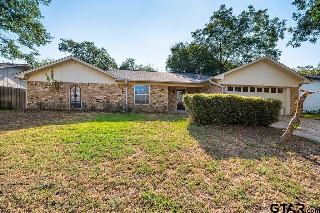 7002 Southplace Drive Property Photo 1