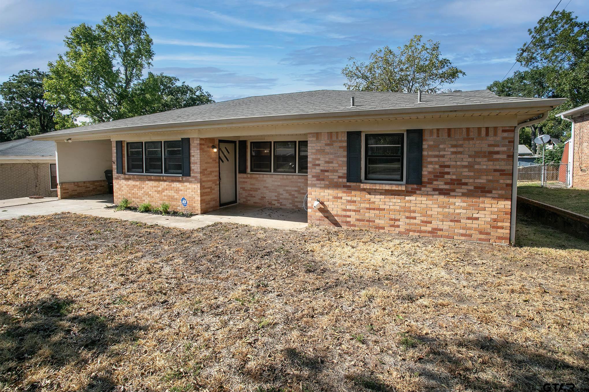 3337 Martha St Property Photo 1
