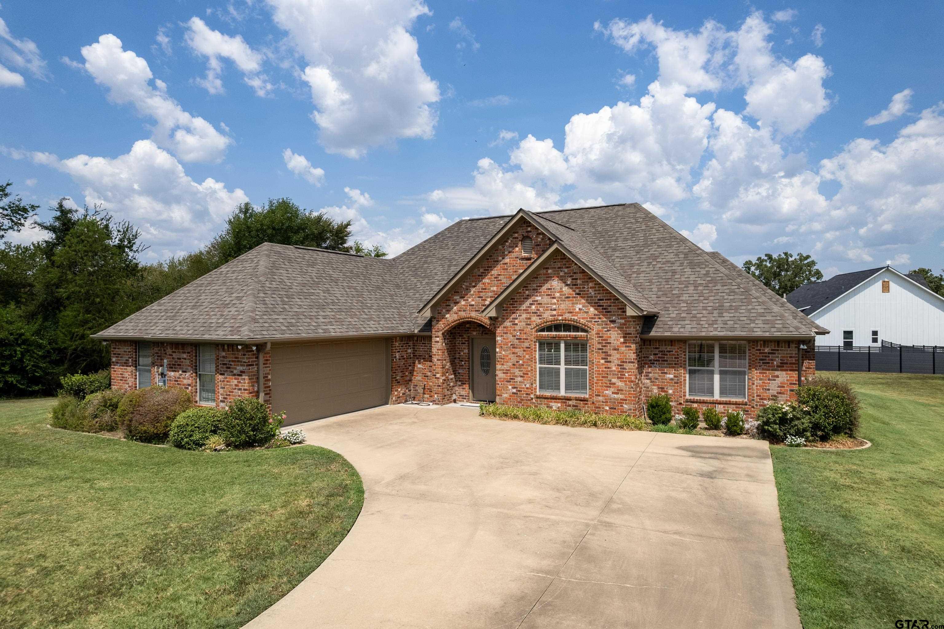 26 Oakwood Lane
