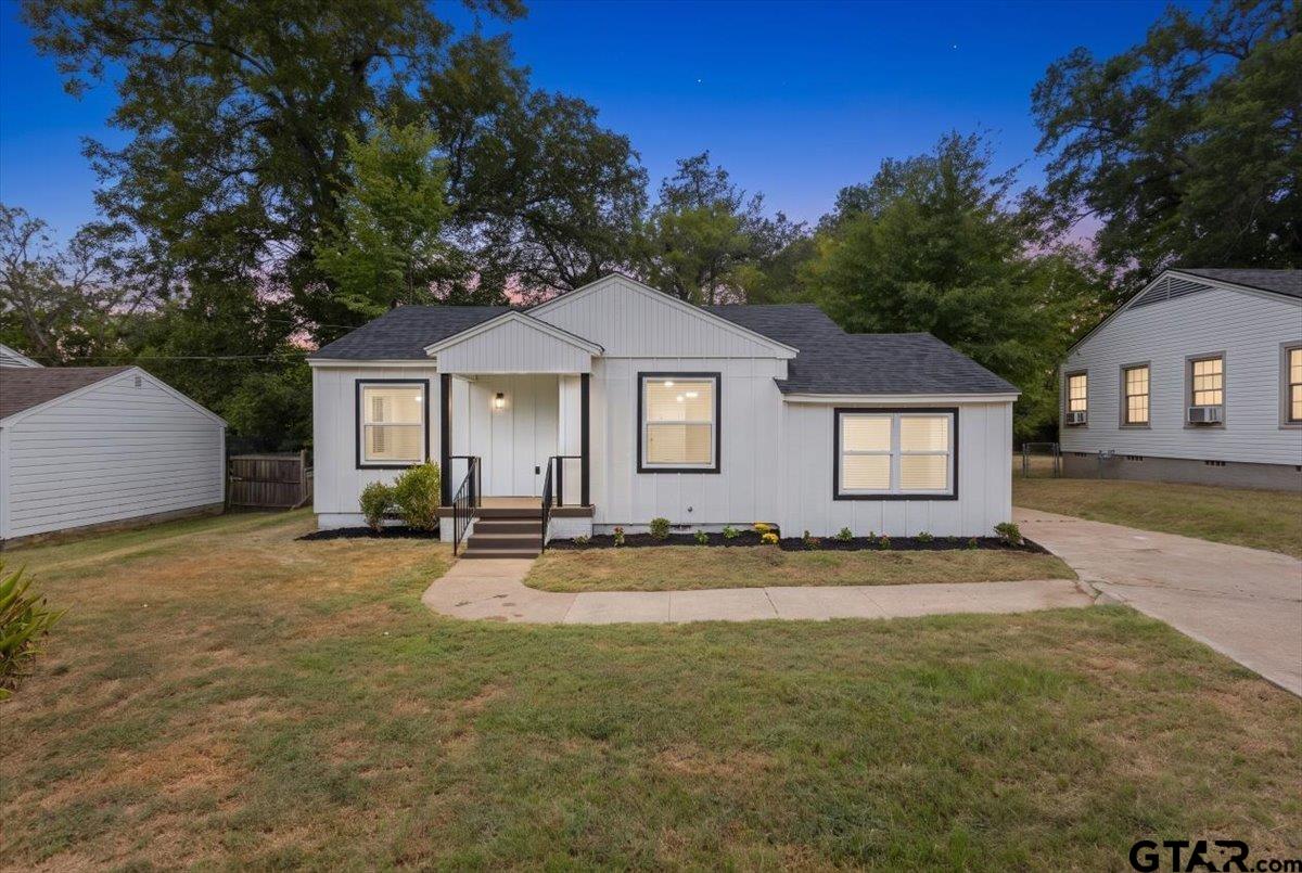 2927 New Copeland Rd Property Photo 1