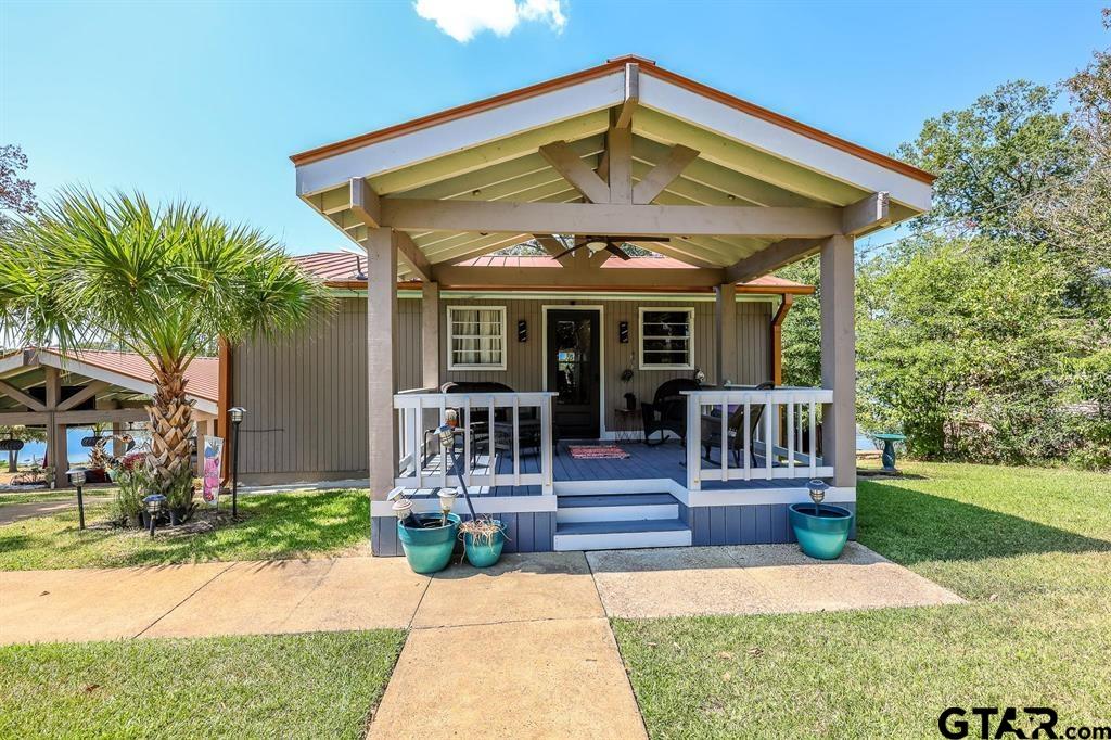 851 Lakeview Property Photo 1