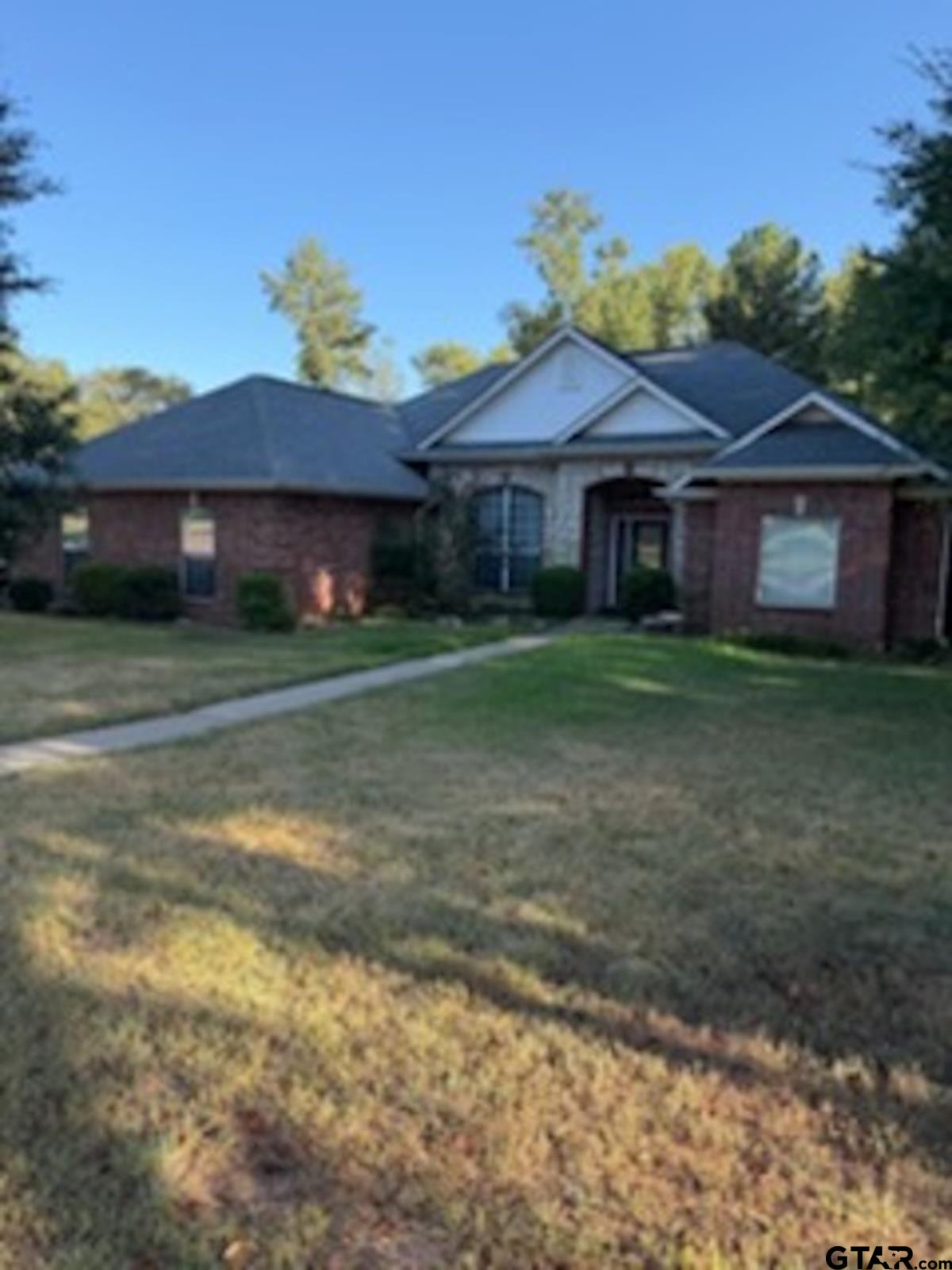 224 Stonebridge Ct Property Photo 1