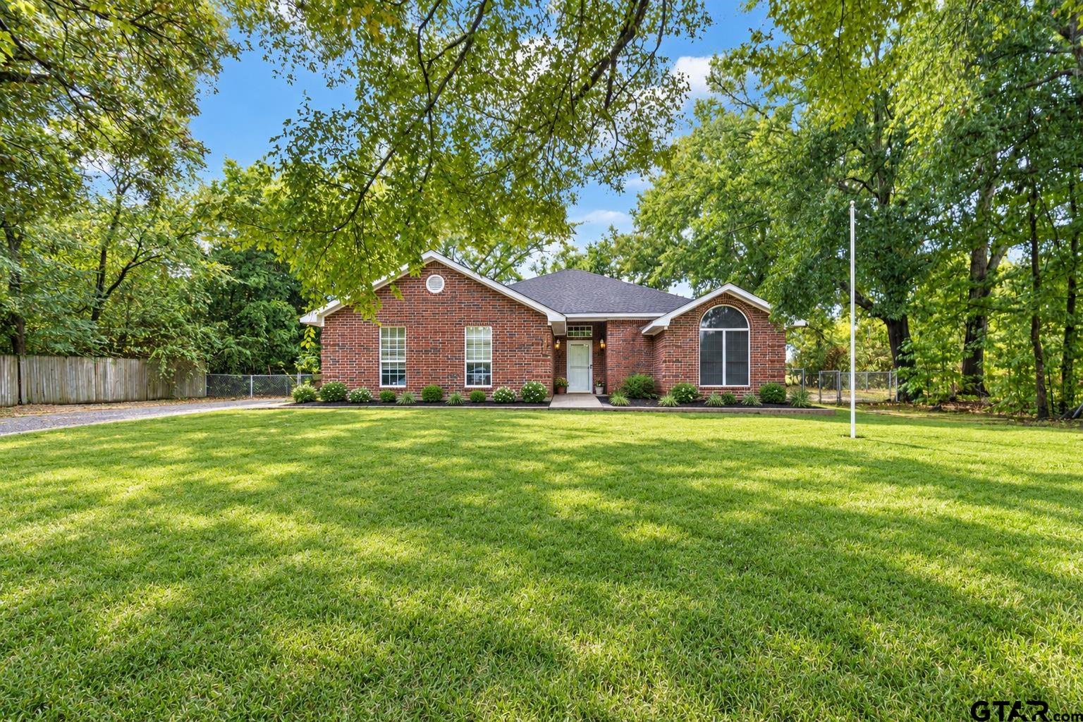 408 Rose Street Property Photo 1