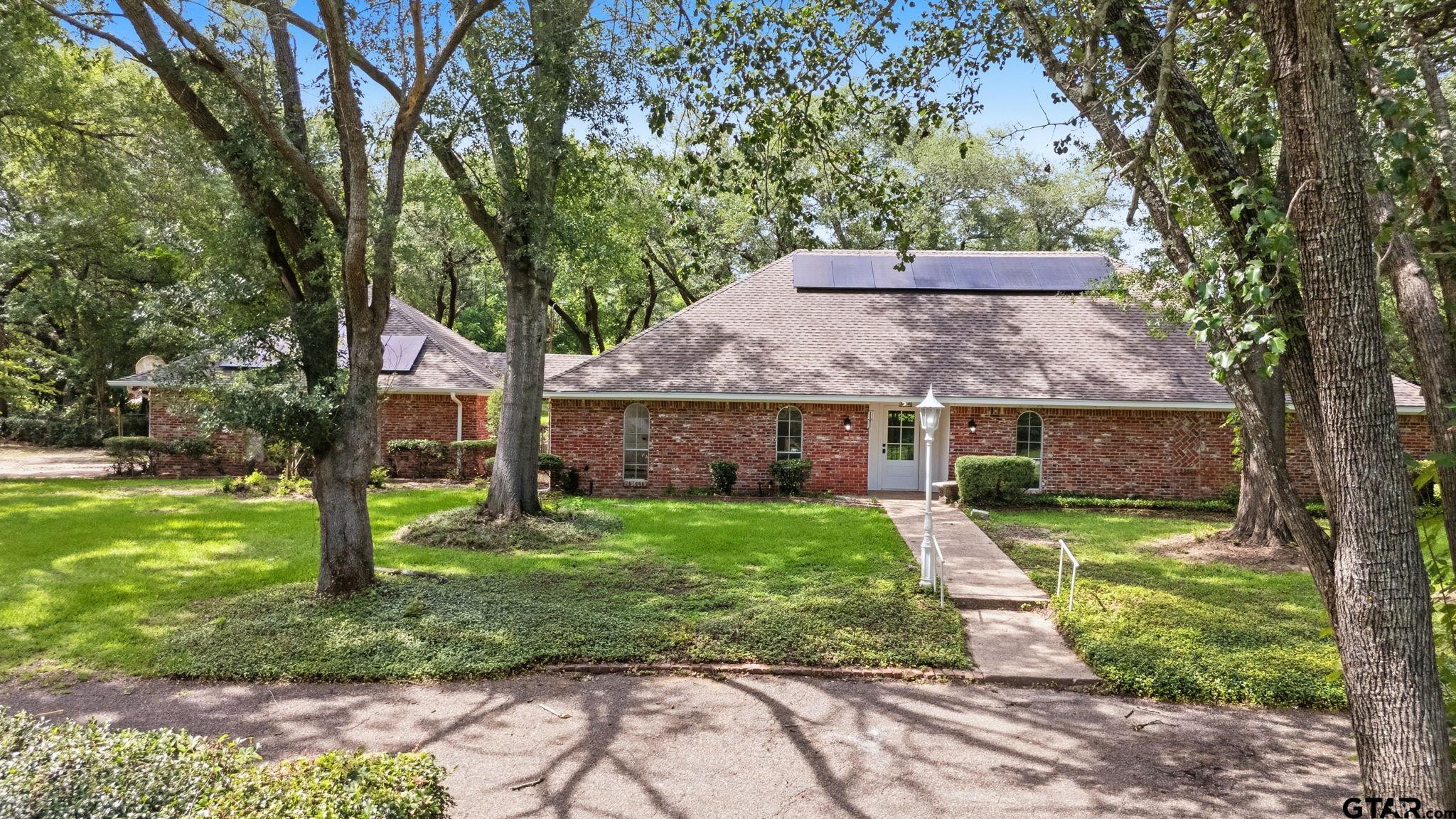 1004 Jeffdavis Property Photo 1