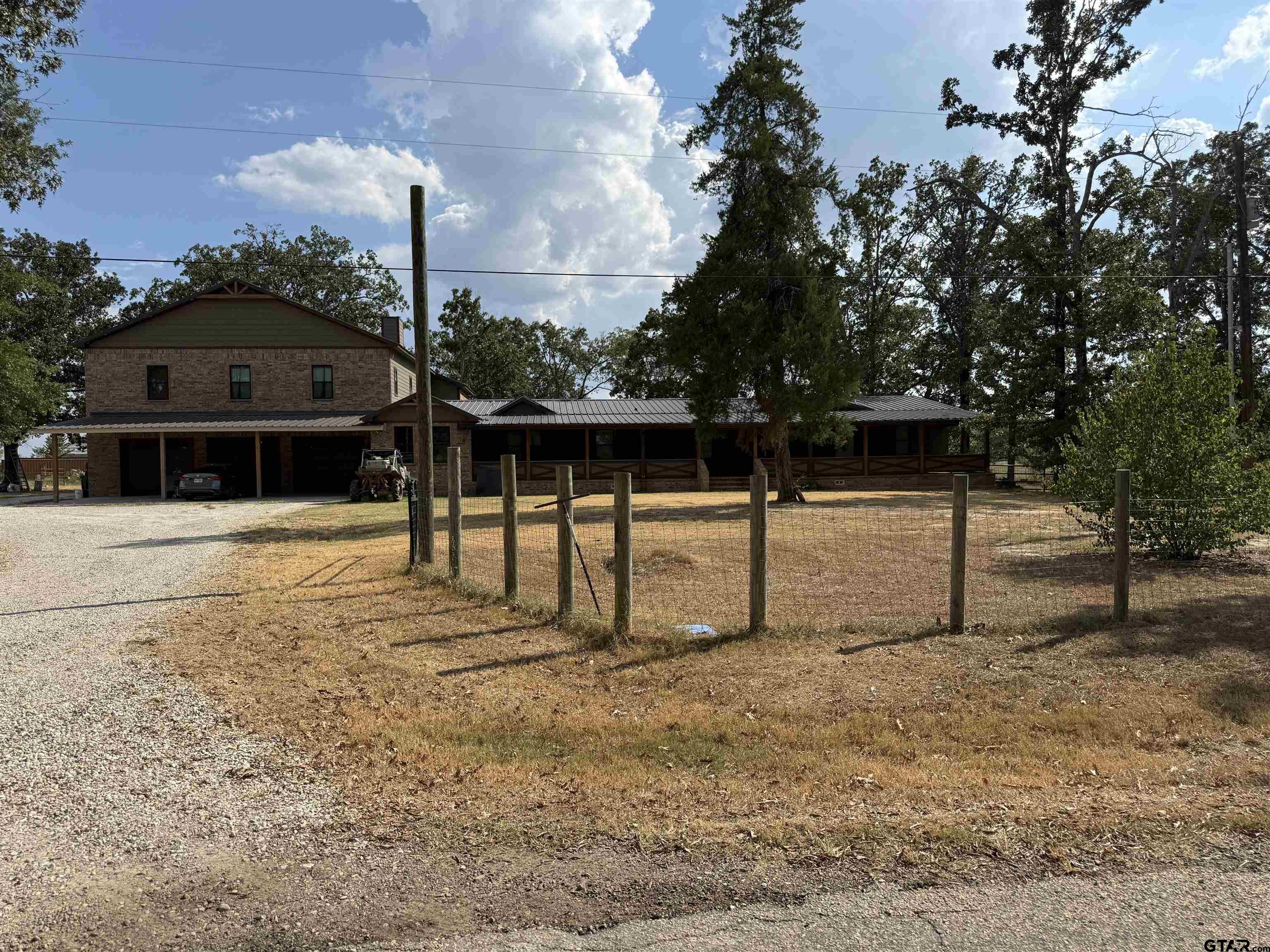 194 Ne County Rd 2220 Property Photo 1