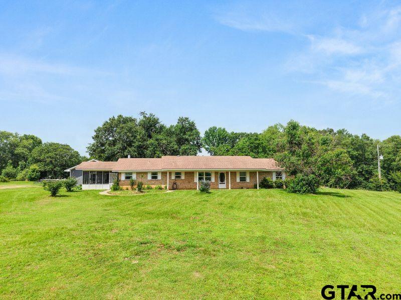 5010 Bobwhite Road Property Photo 1