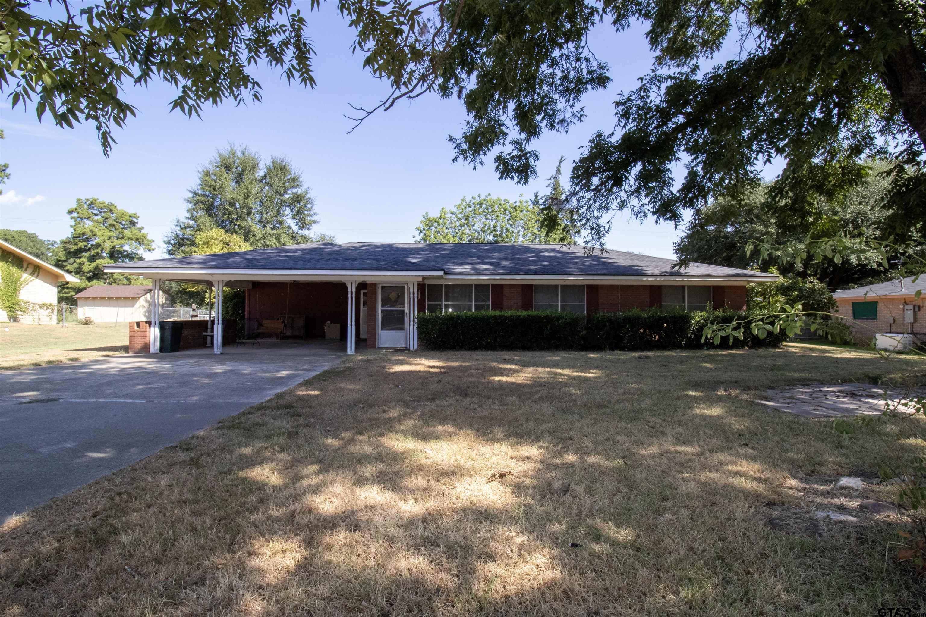 217 Texas Avenue Property Photo 1