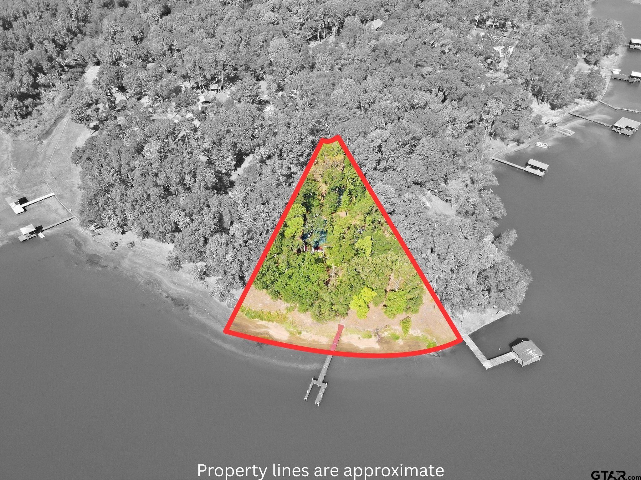 70 Red Oak Property Photo 1