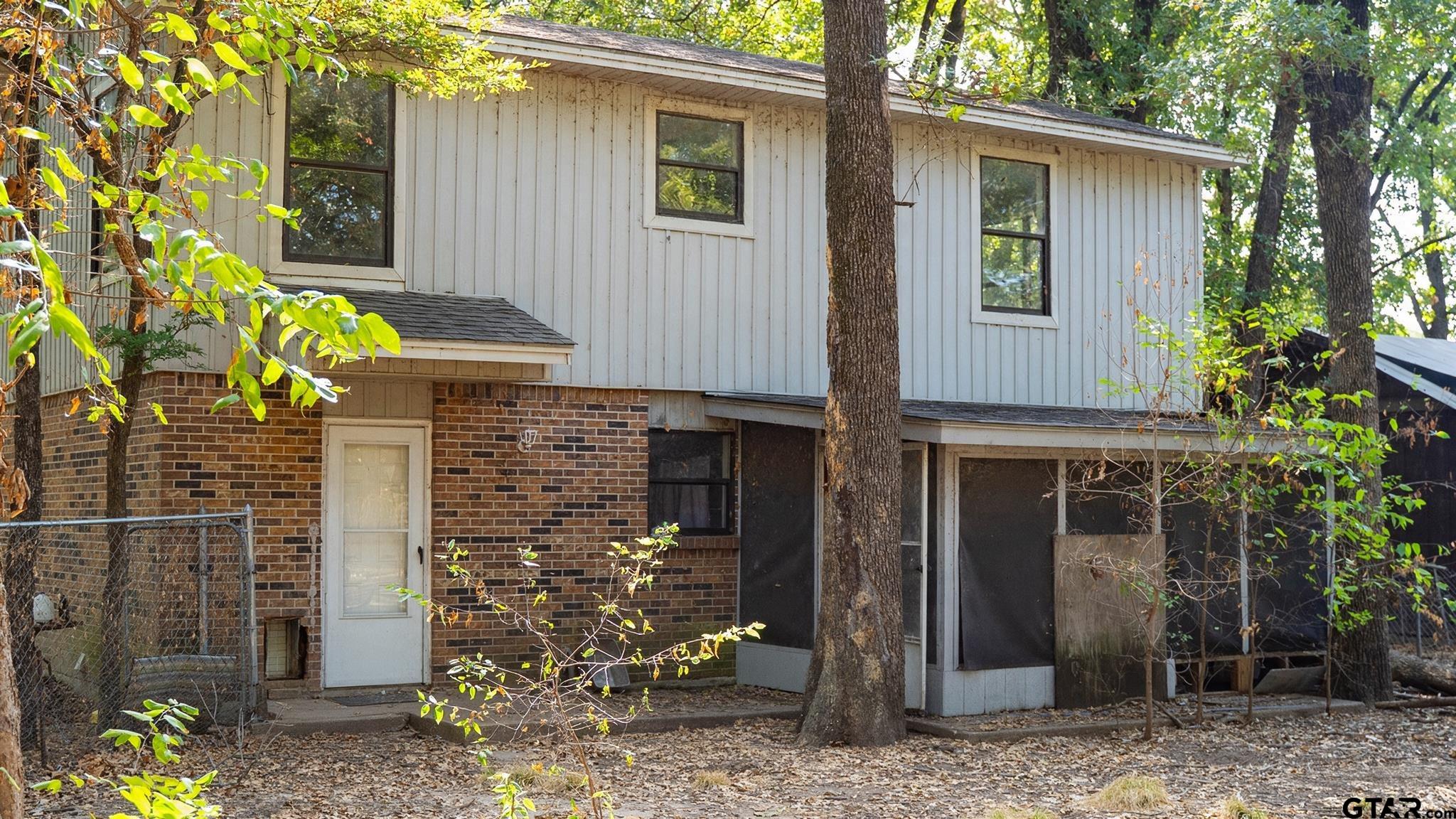 9760 Cherokee Trail