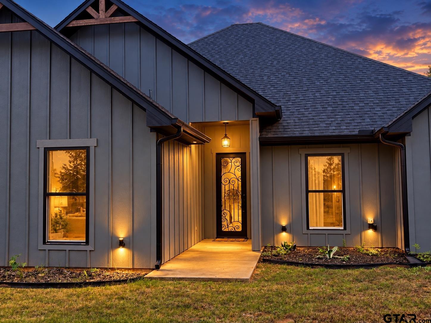 2434 County Road 3114