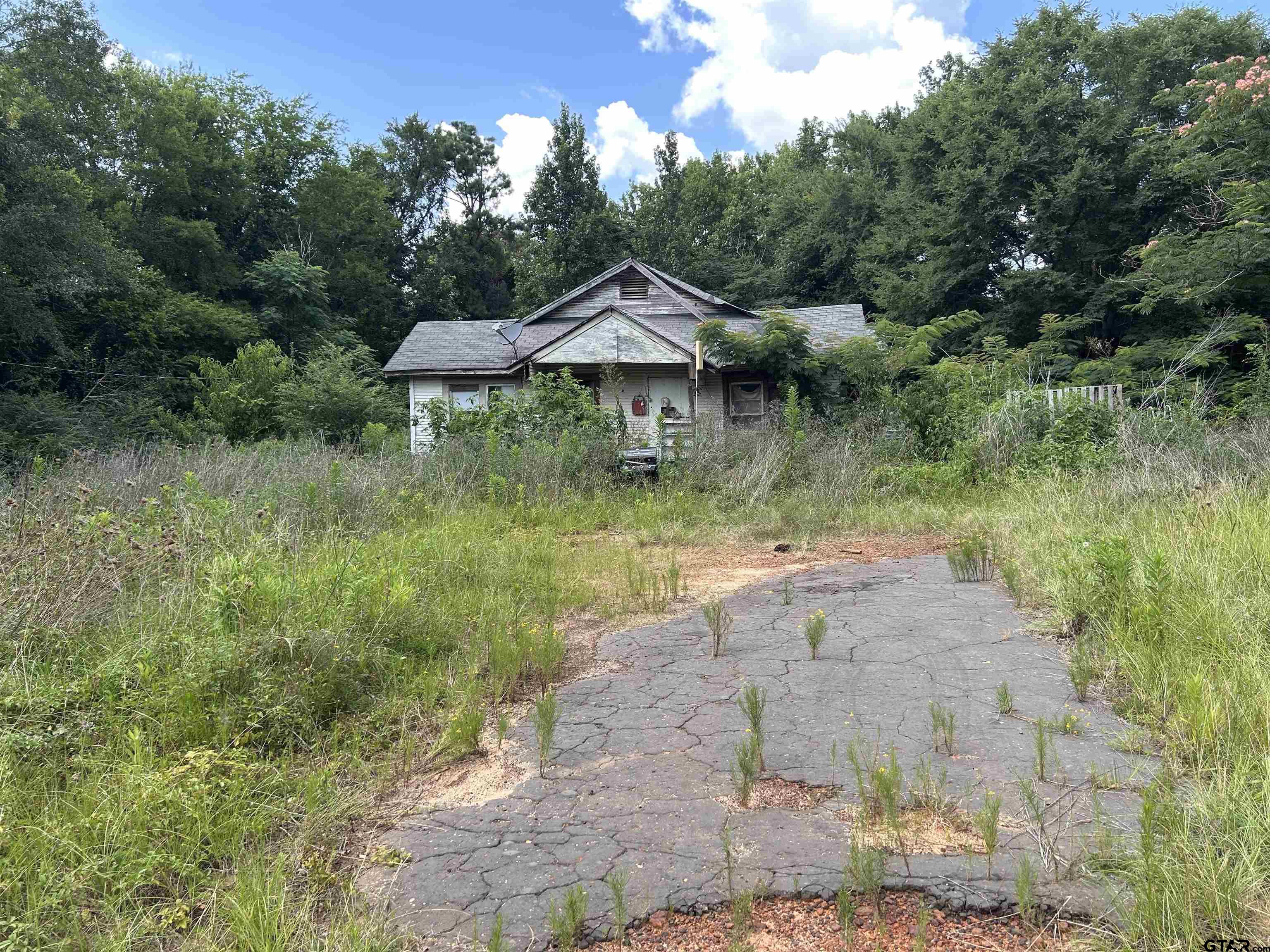 5889 Fm 2867 E. Property Photo 1