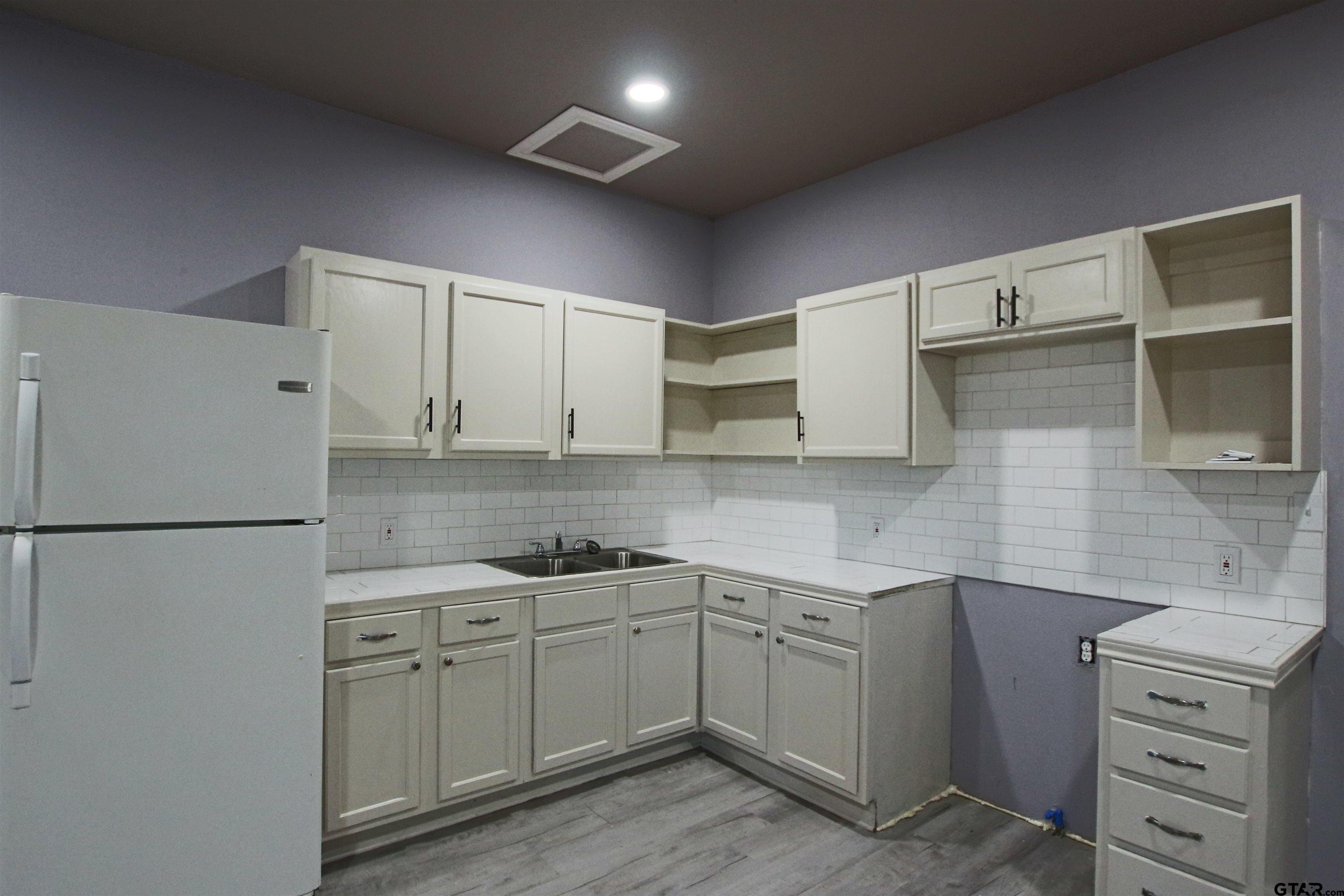 1535 Tenneha Property Photo 9