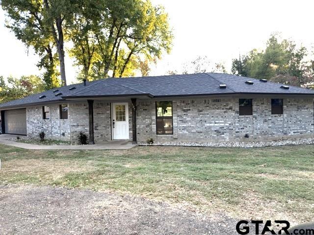 107 Cr 1038 Property Photo 1