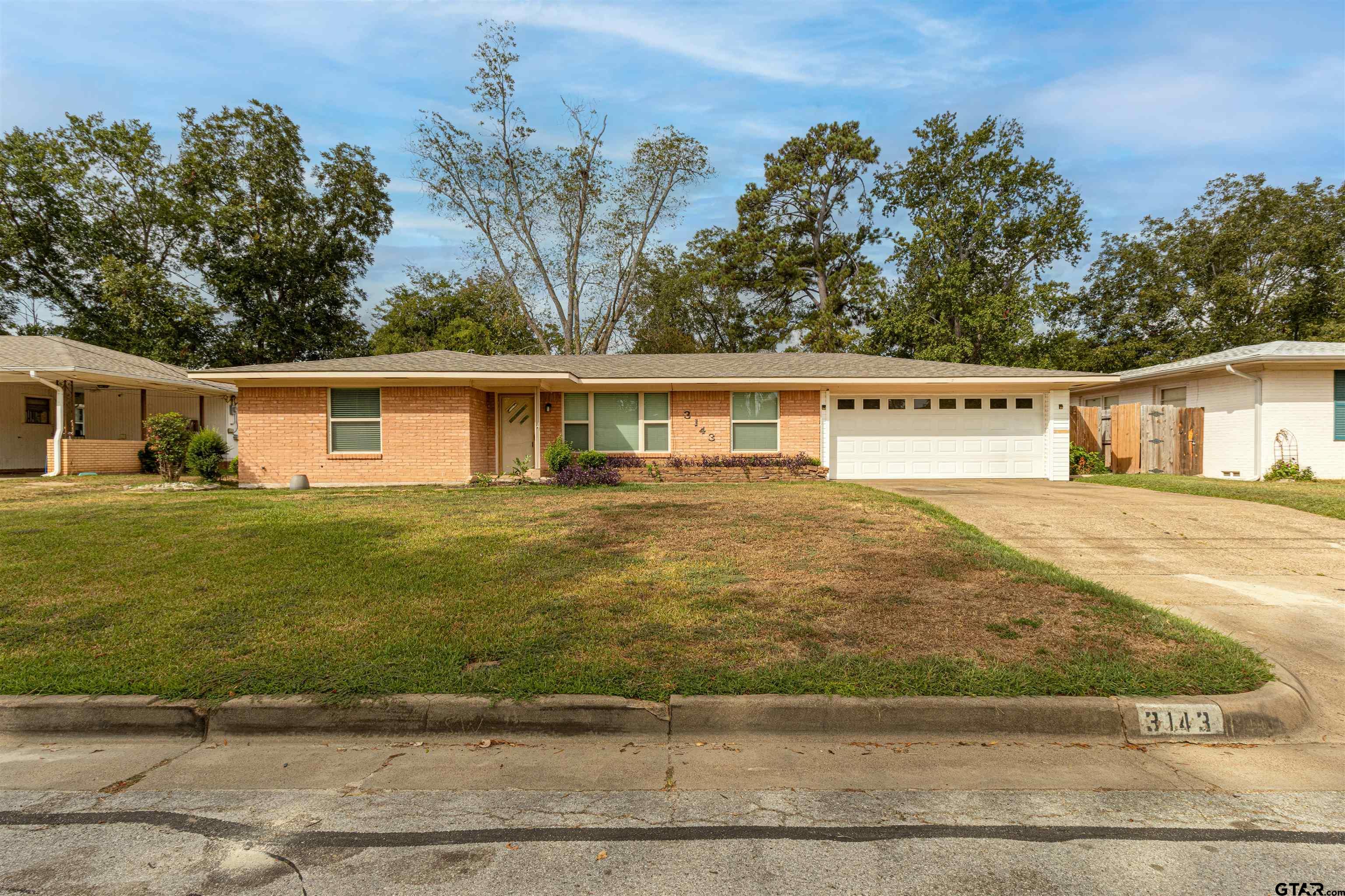 3143 Donnybrook Ave Property Photo 1