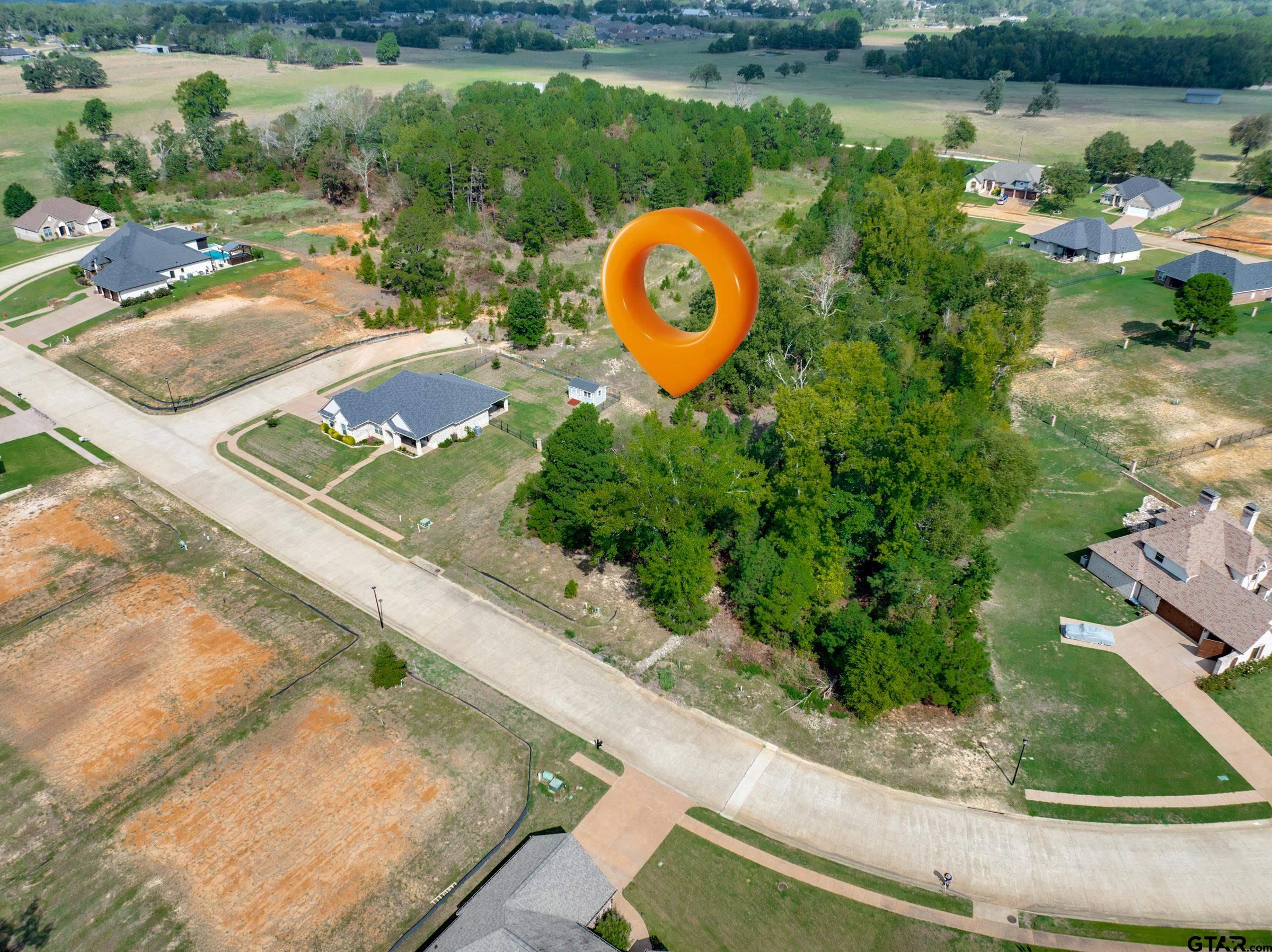 1605 Courtland Ln Property Photo 4