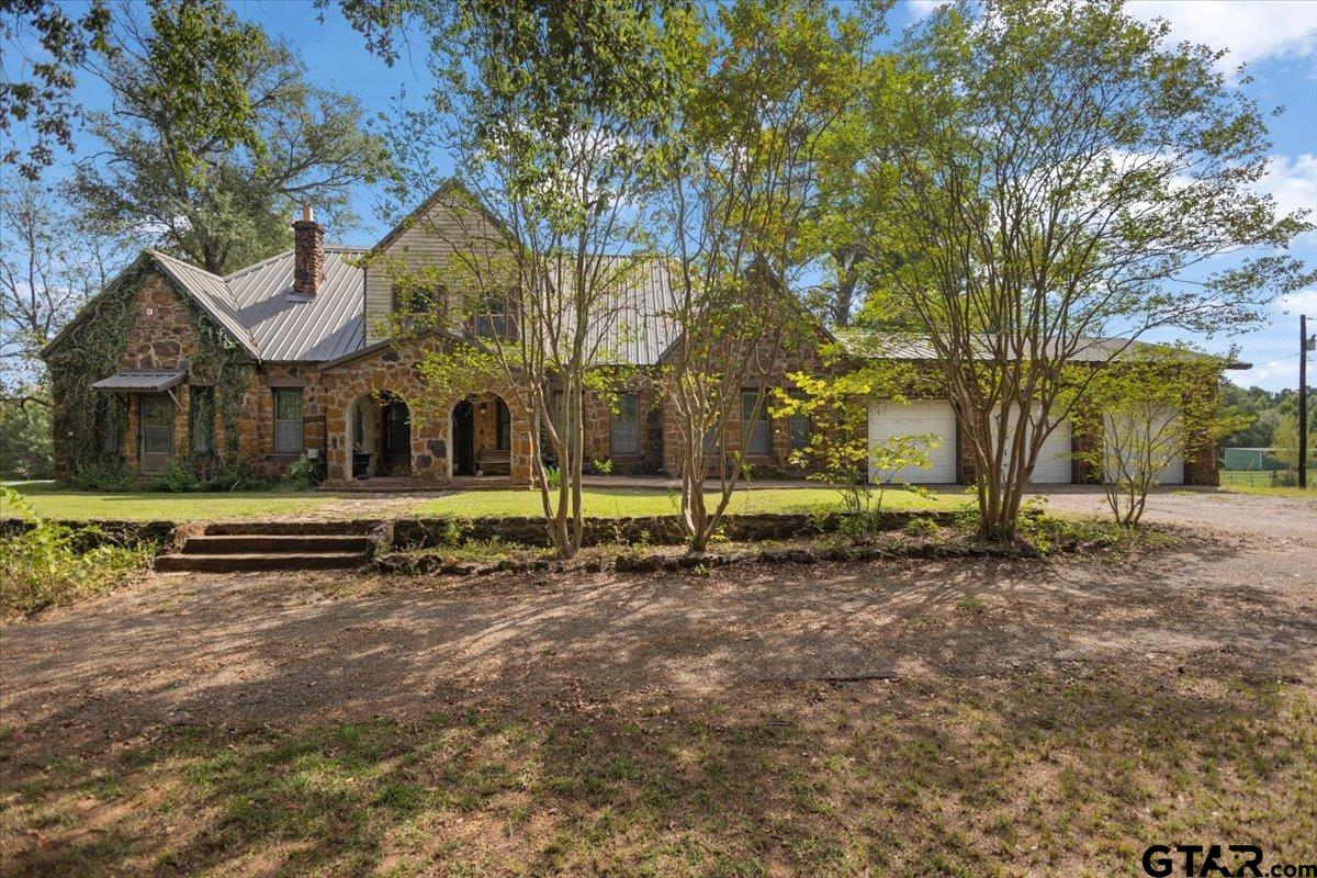 8438 E Us Hwy 79 W Property Photo 1