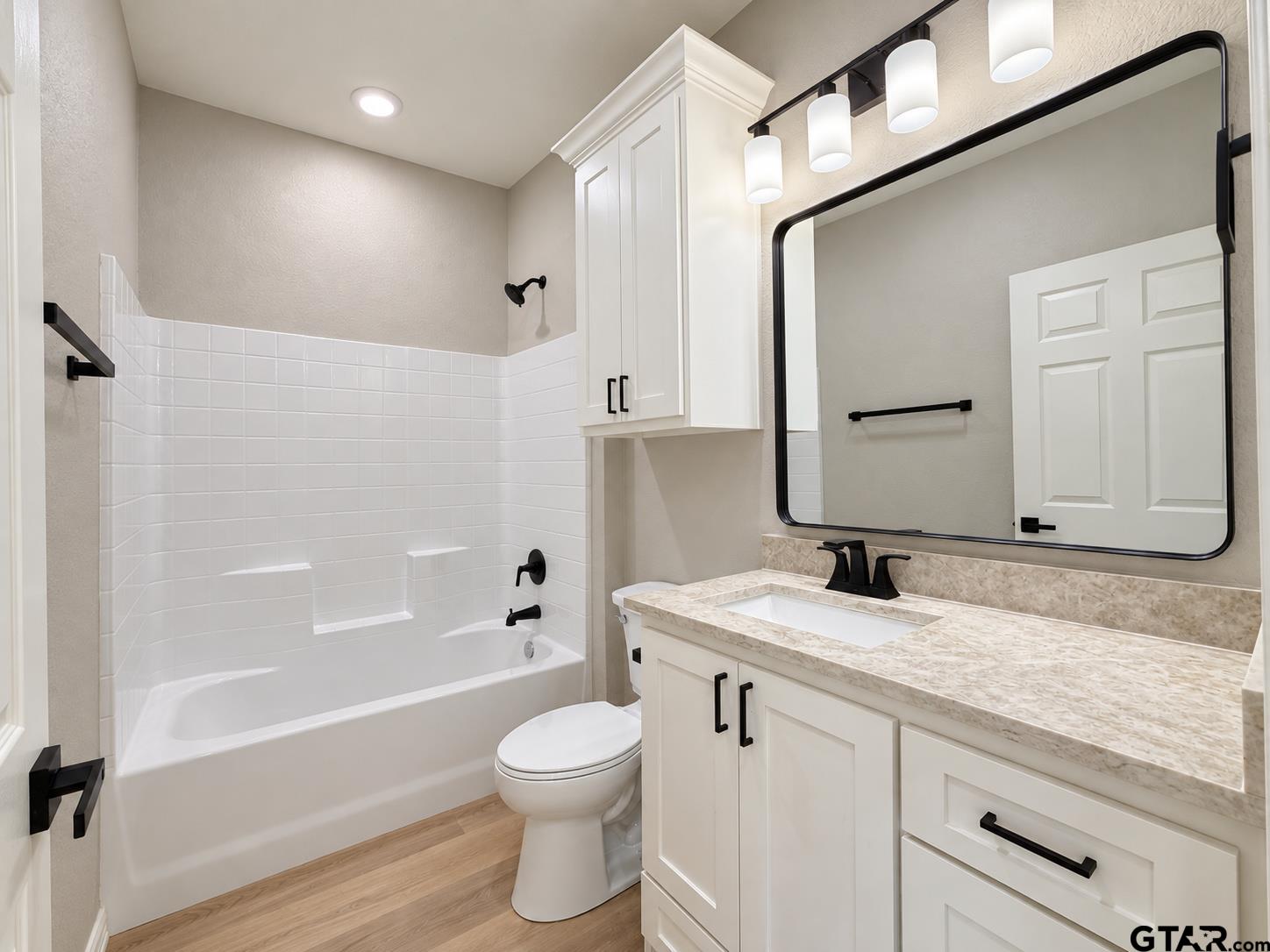15416 Fm14 Property Photo 3