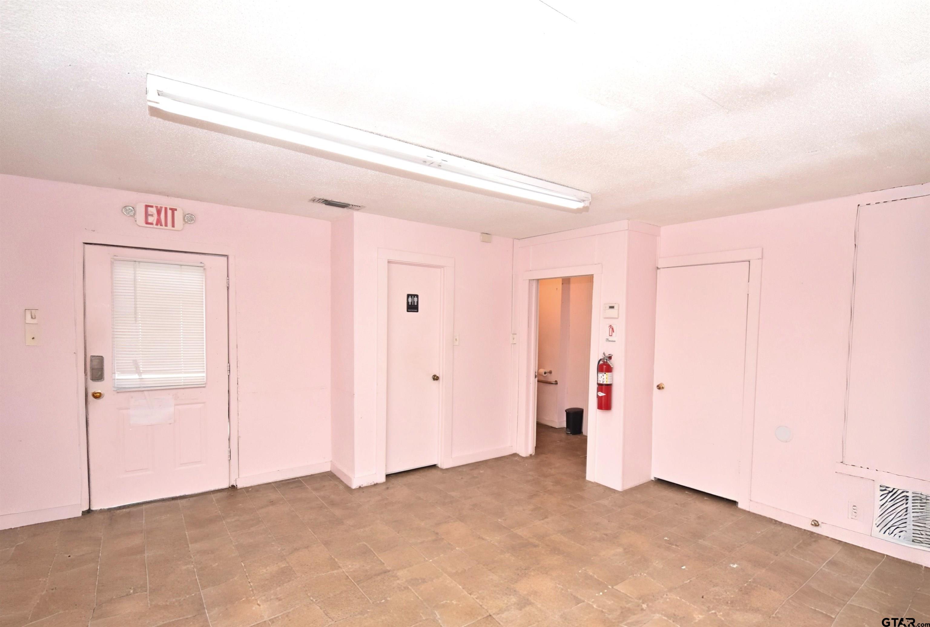 415 W Mcdonald St Property Photo 10