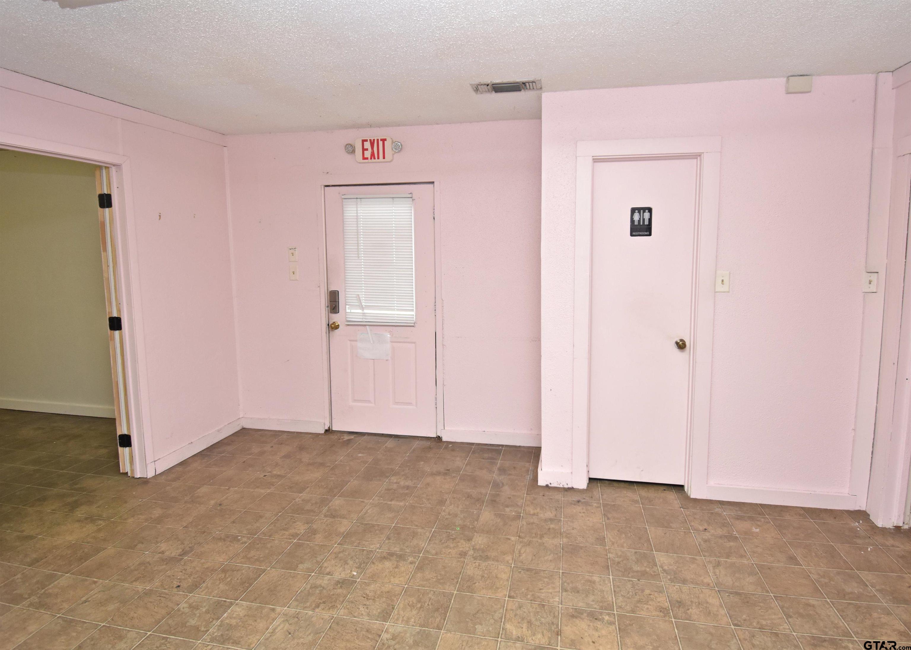 415 W Mcdonald St Property Photo 11