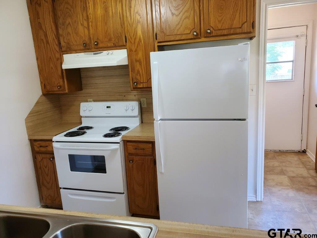 13349 Rhudy Property Photo 4