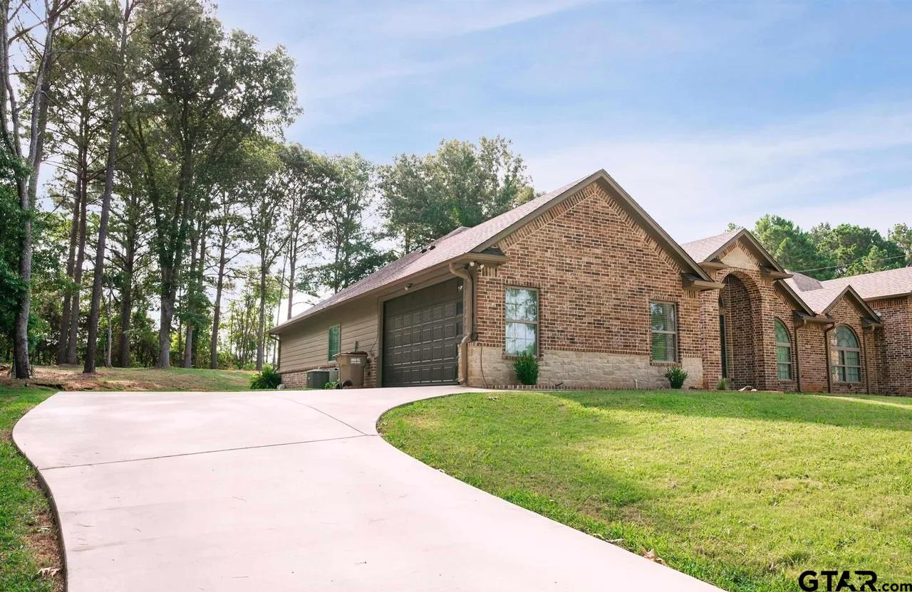 15843 Cr 1100 Property Photo 3