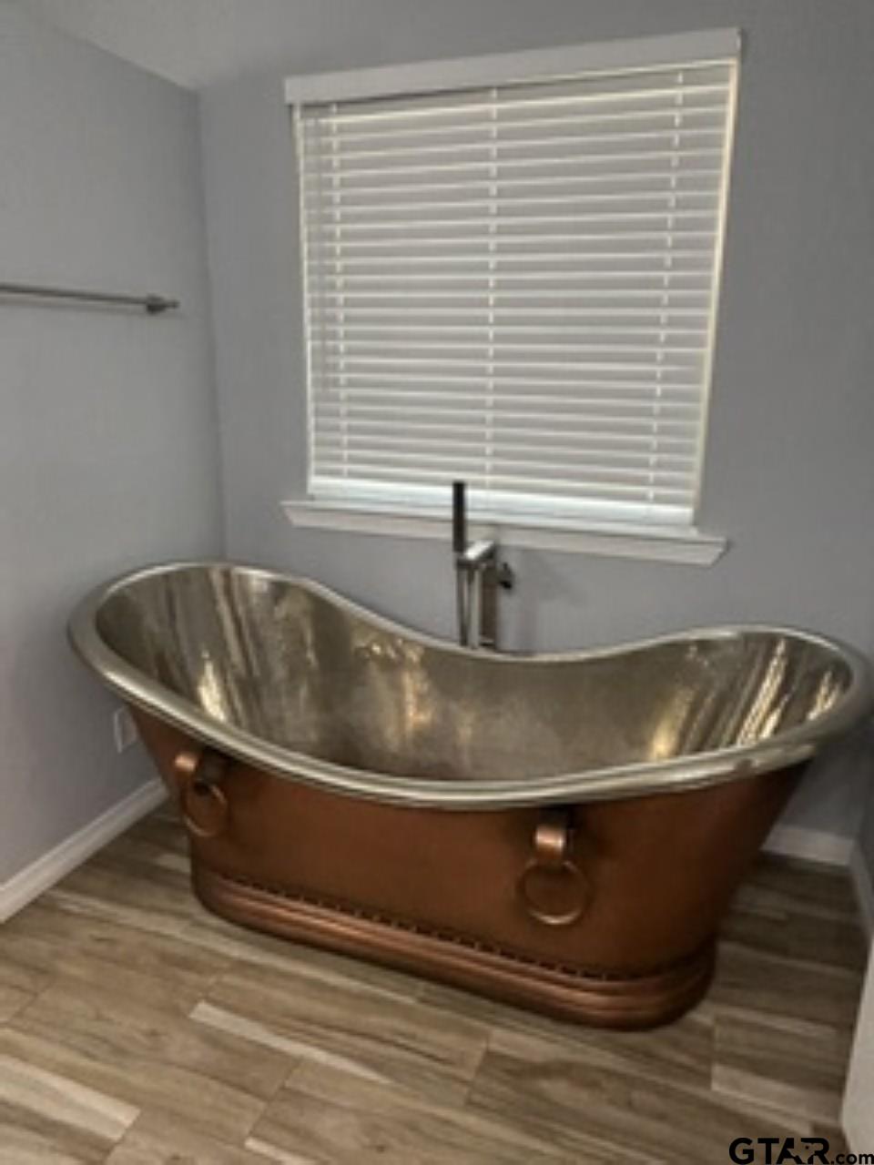 15843 Cr 1100 Property Photo 5