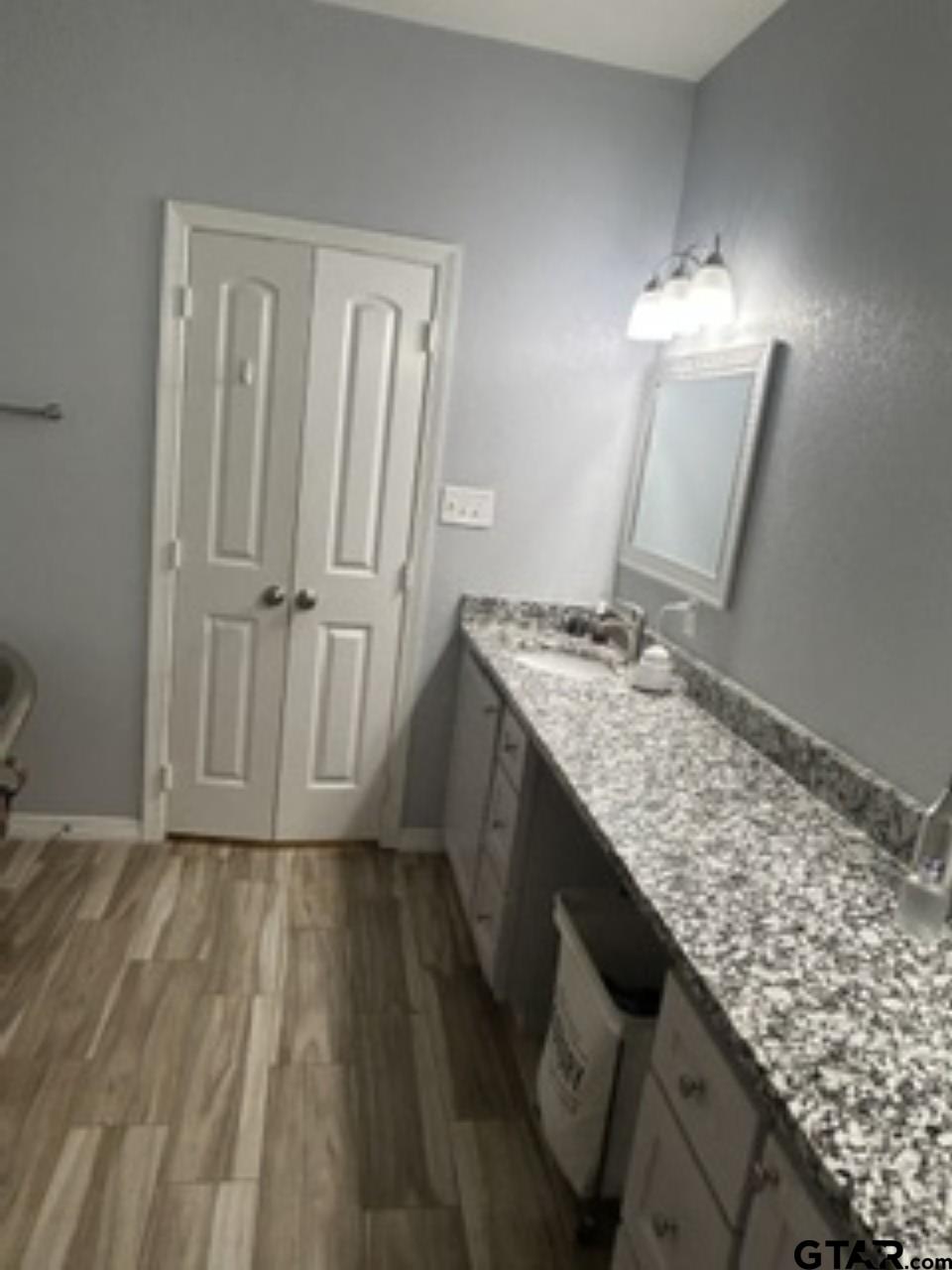15843 Cr 1100 Property Photo 6