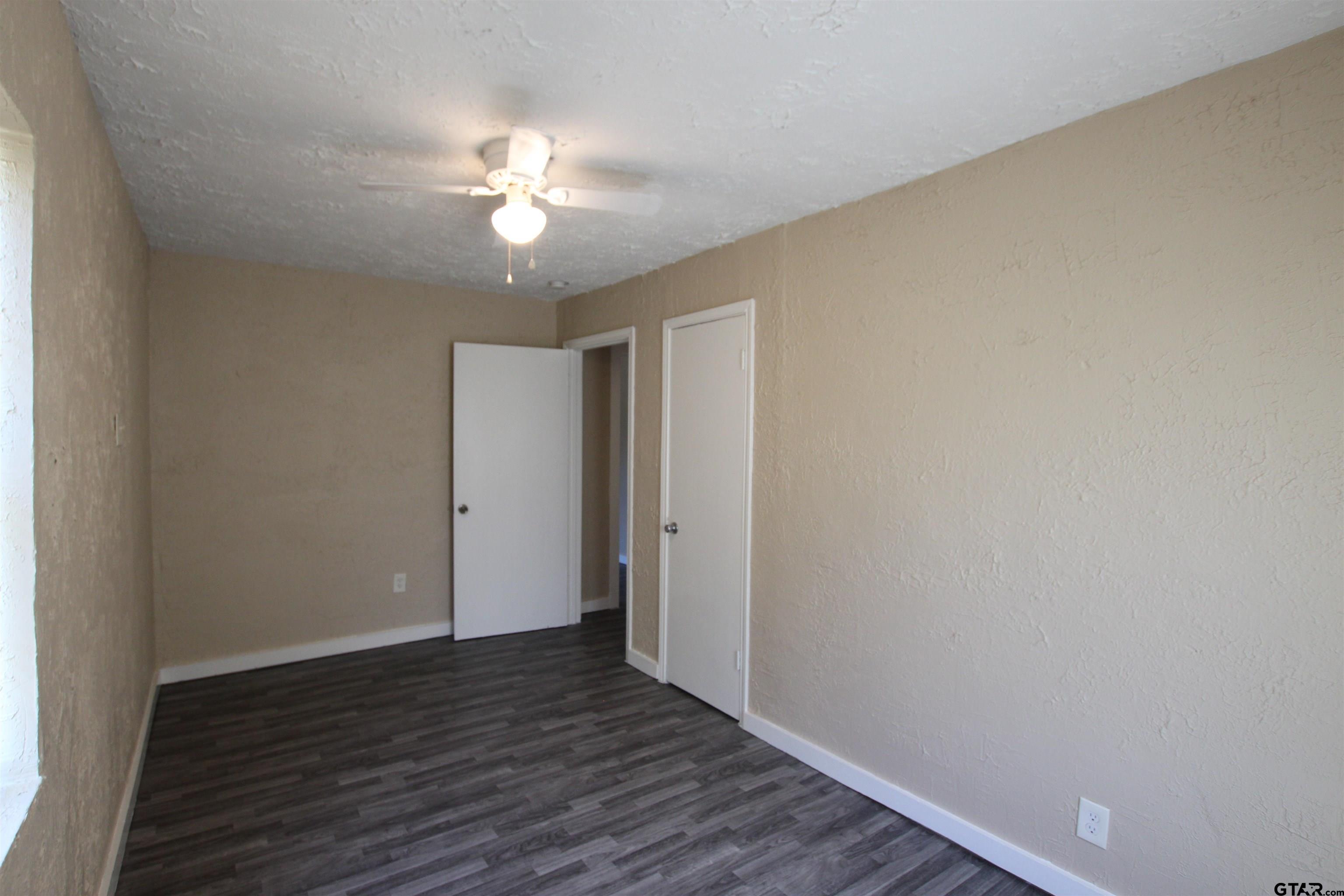 1010 S Bennett Ave Unit C Property Photo 6