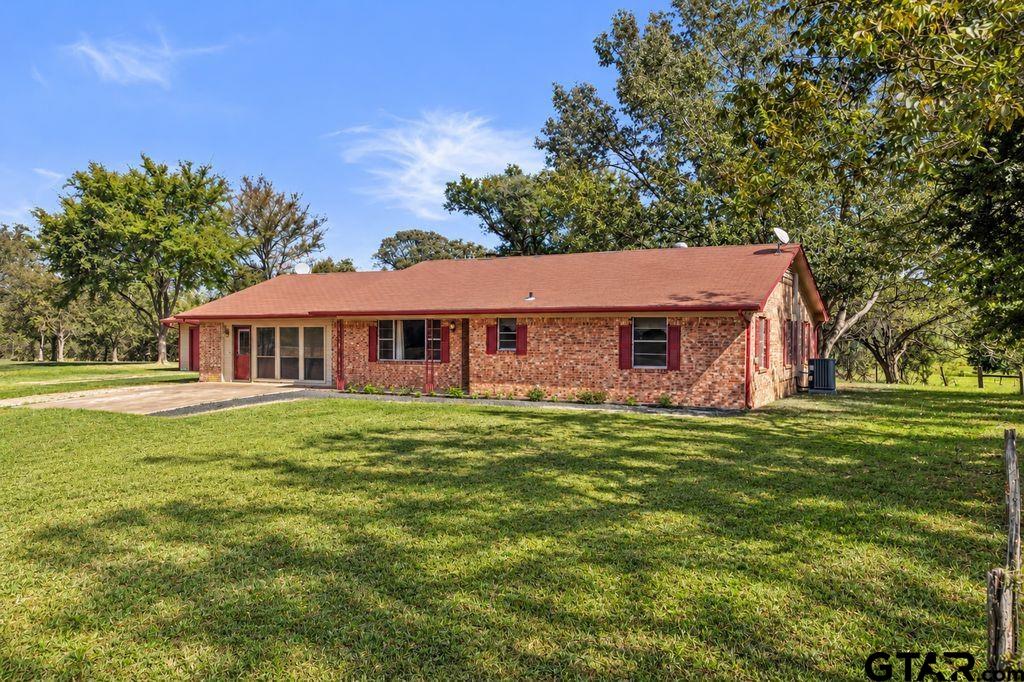 6406 N Tx Hwy 37 Property Photo 1