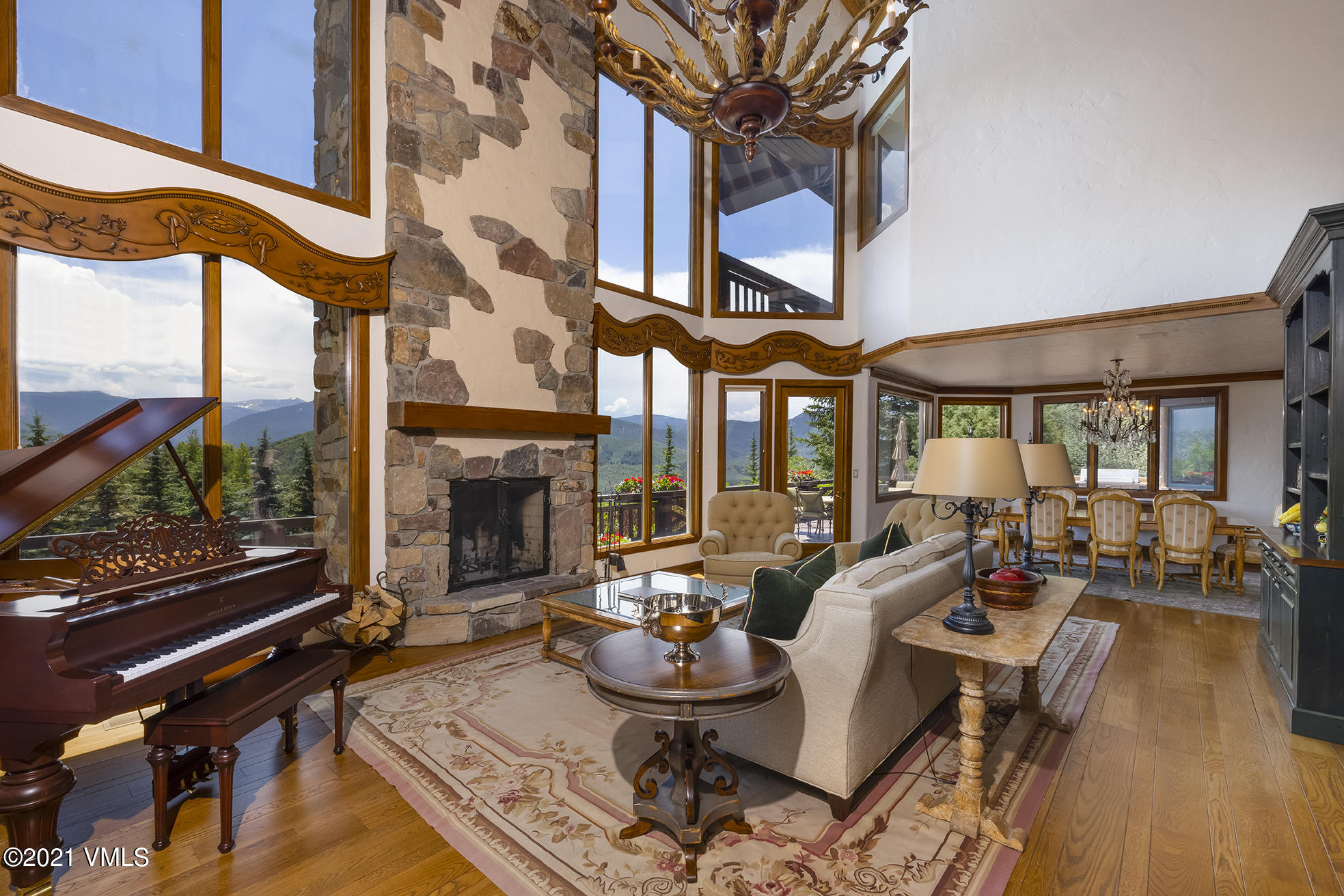 200 Casteel Ridge Property Photo 1