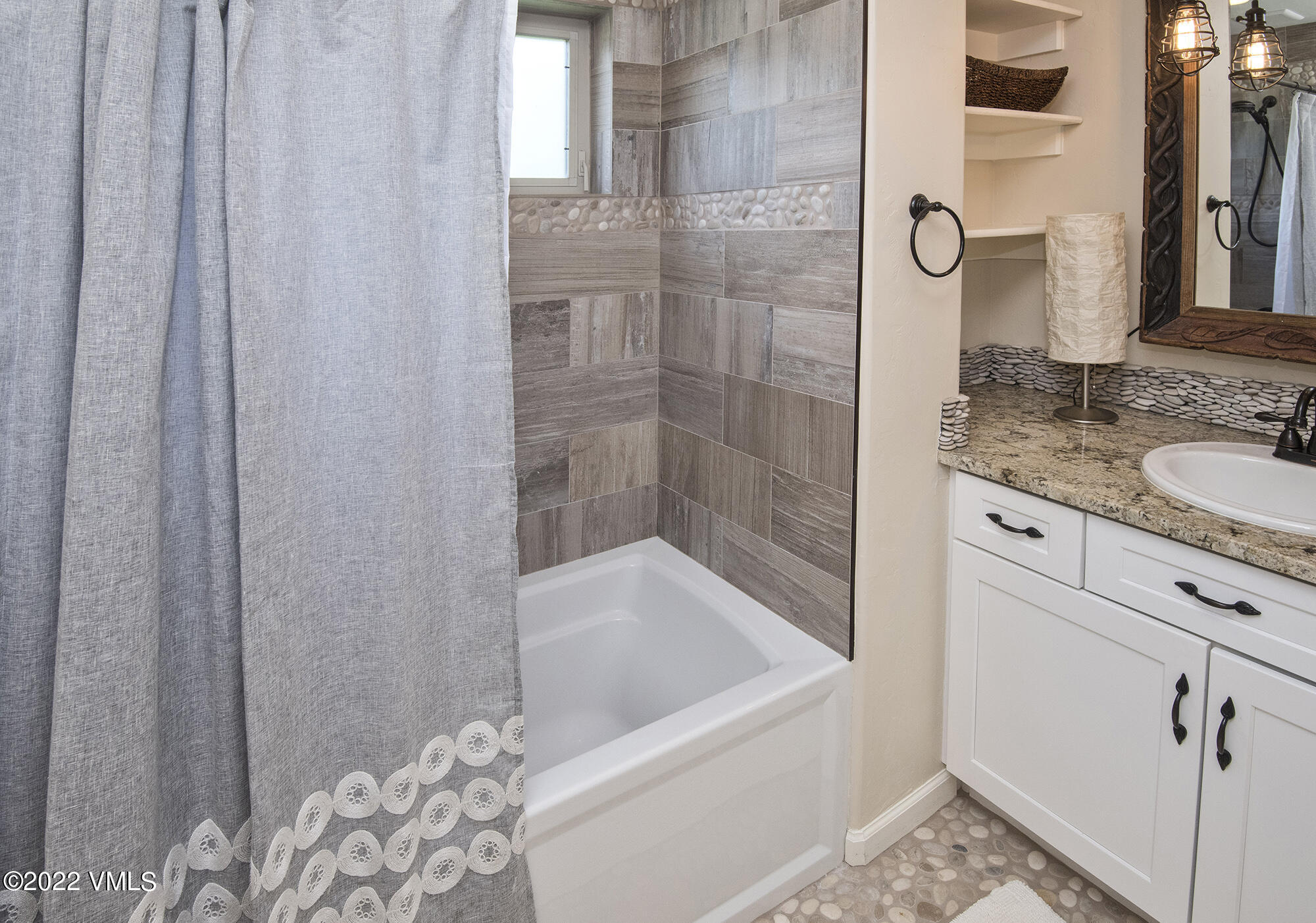 700 Imperial Drive Property Photo 14