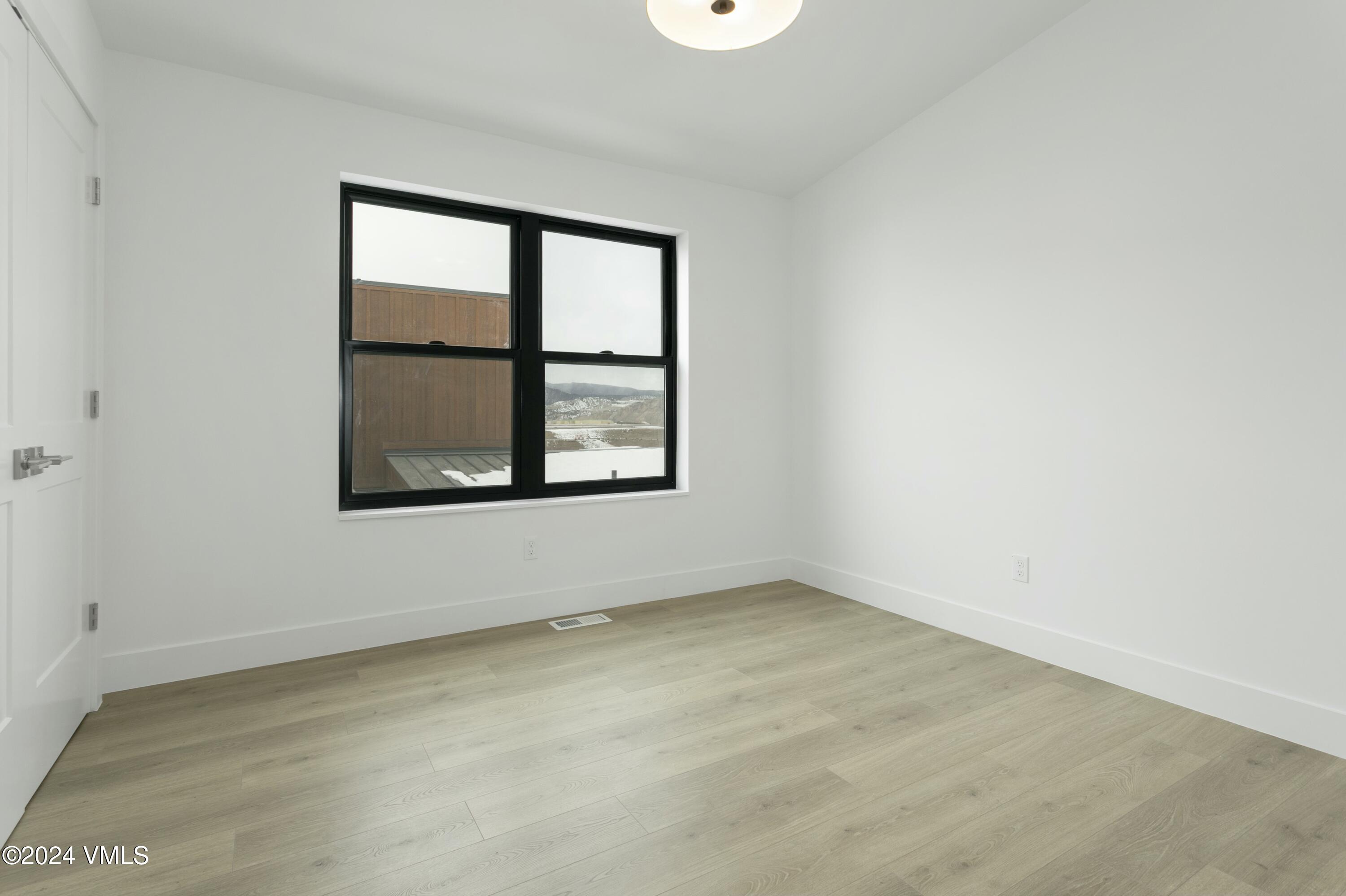 110 Arrowleaf Avenue Property Photo 18