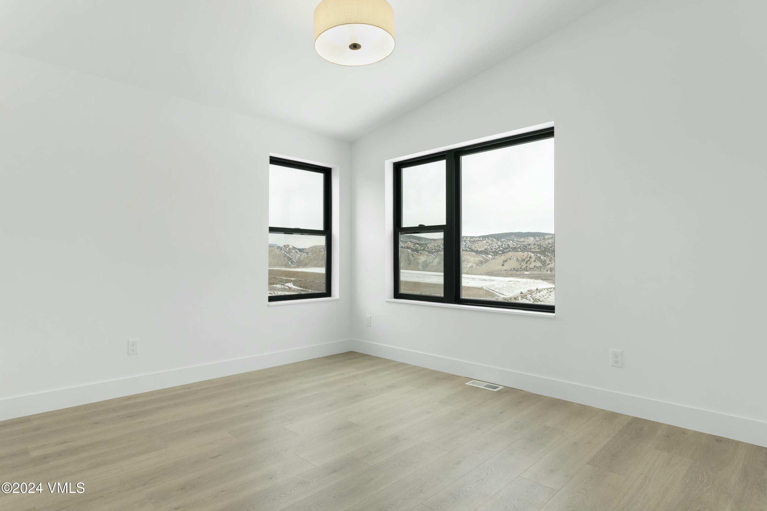 110 Arrowleaf Avenue Property Photo 22