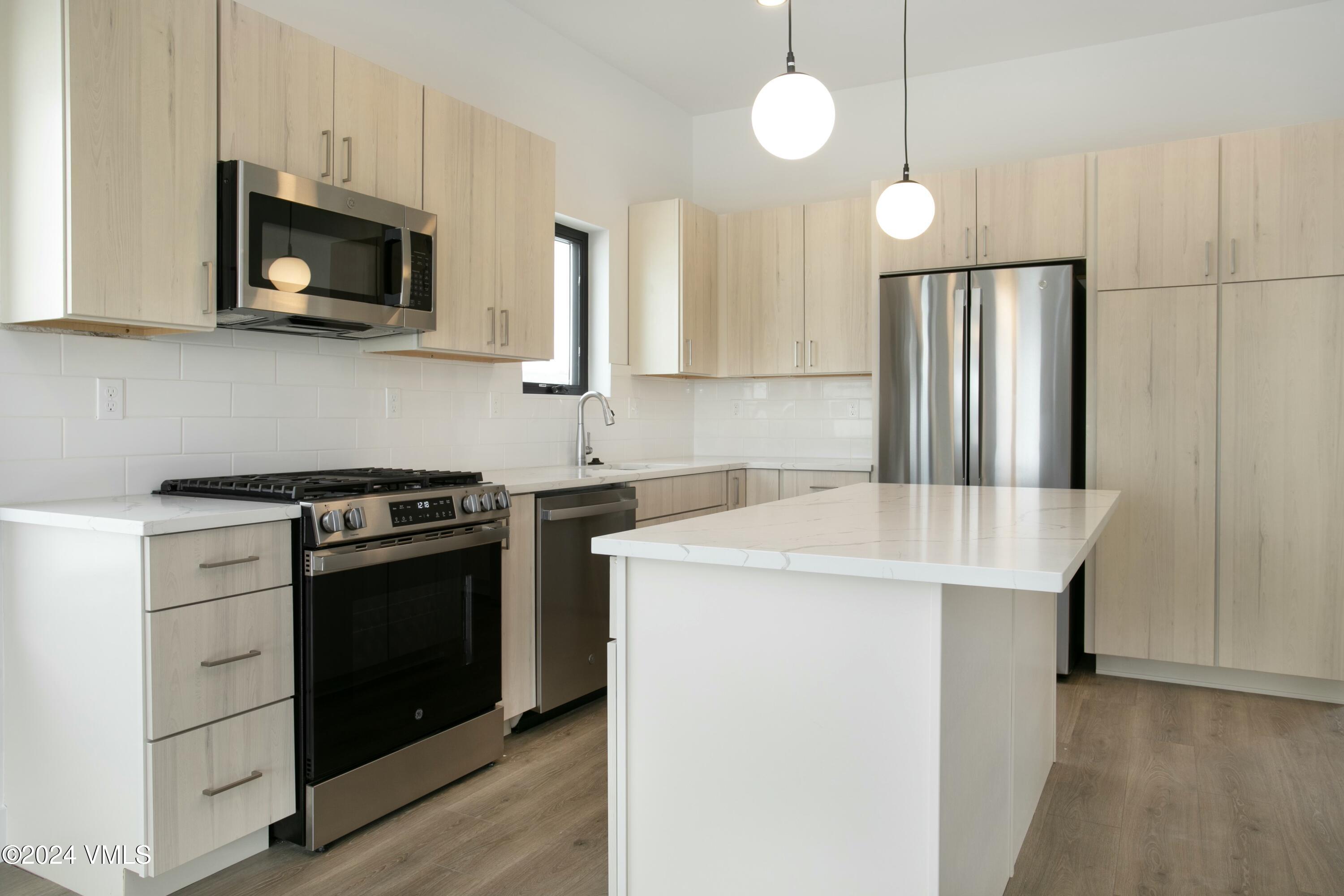 176 Spearstone Avenue Property Photo 5