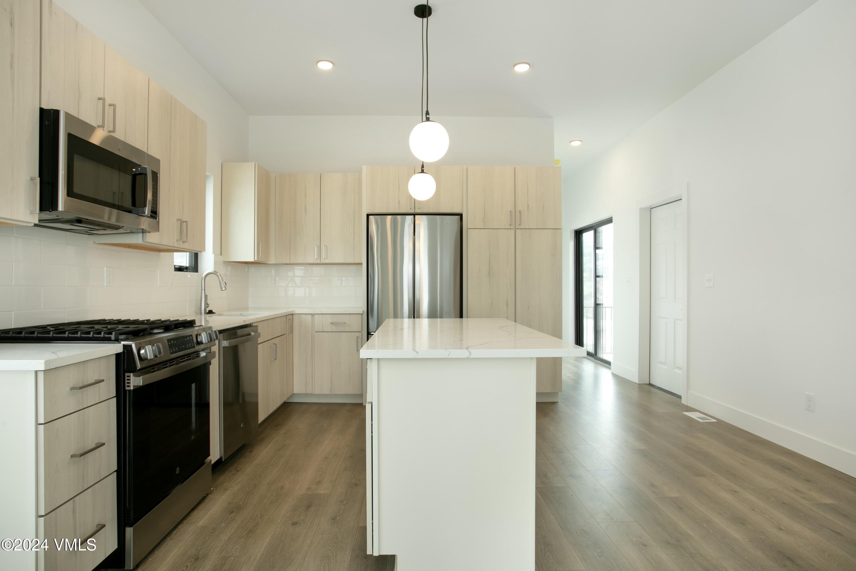 176 Spearstone Avenue Property Photo 6