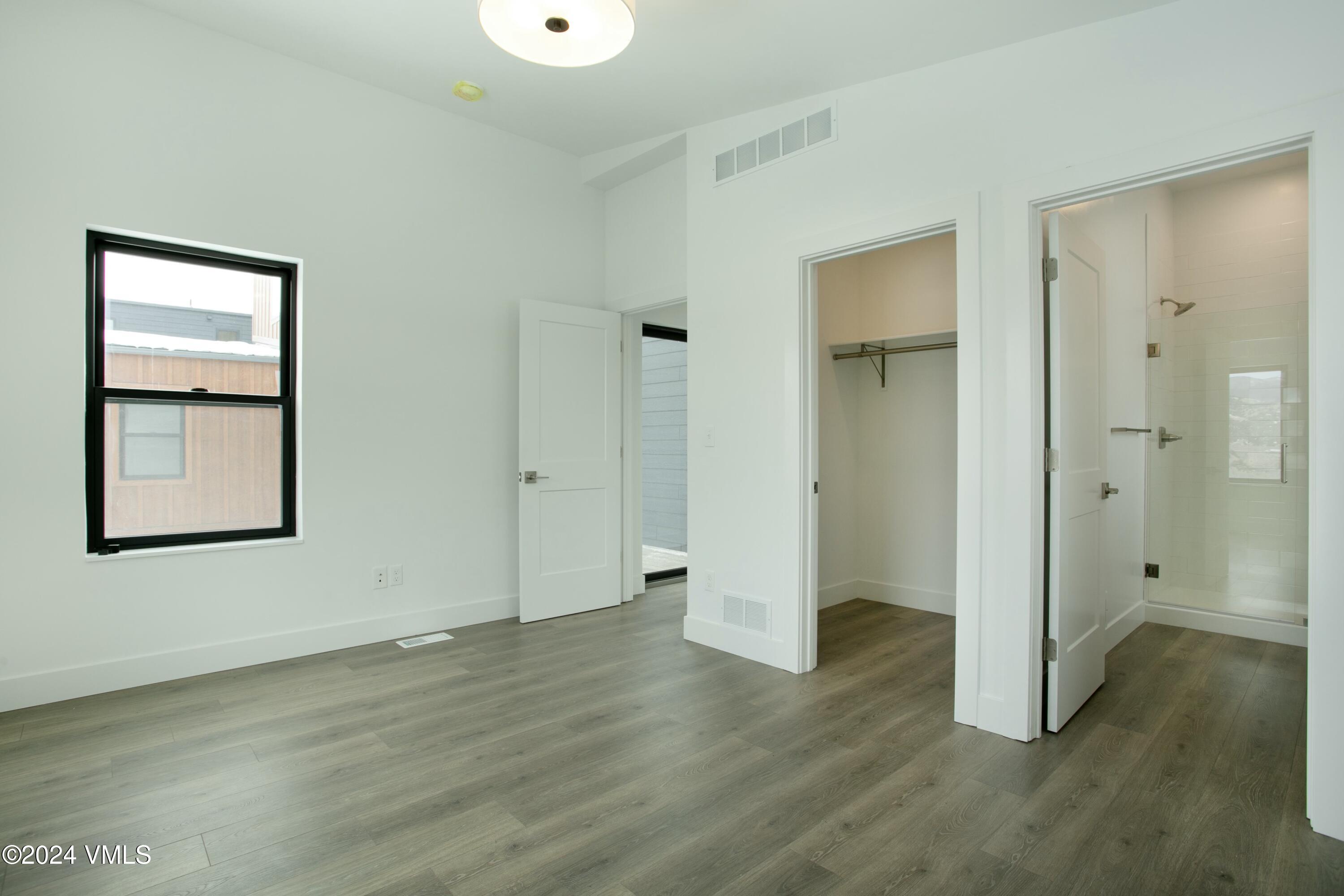 176 Spearstone Avenue Property Photo 8