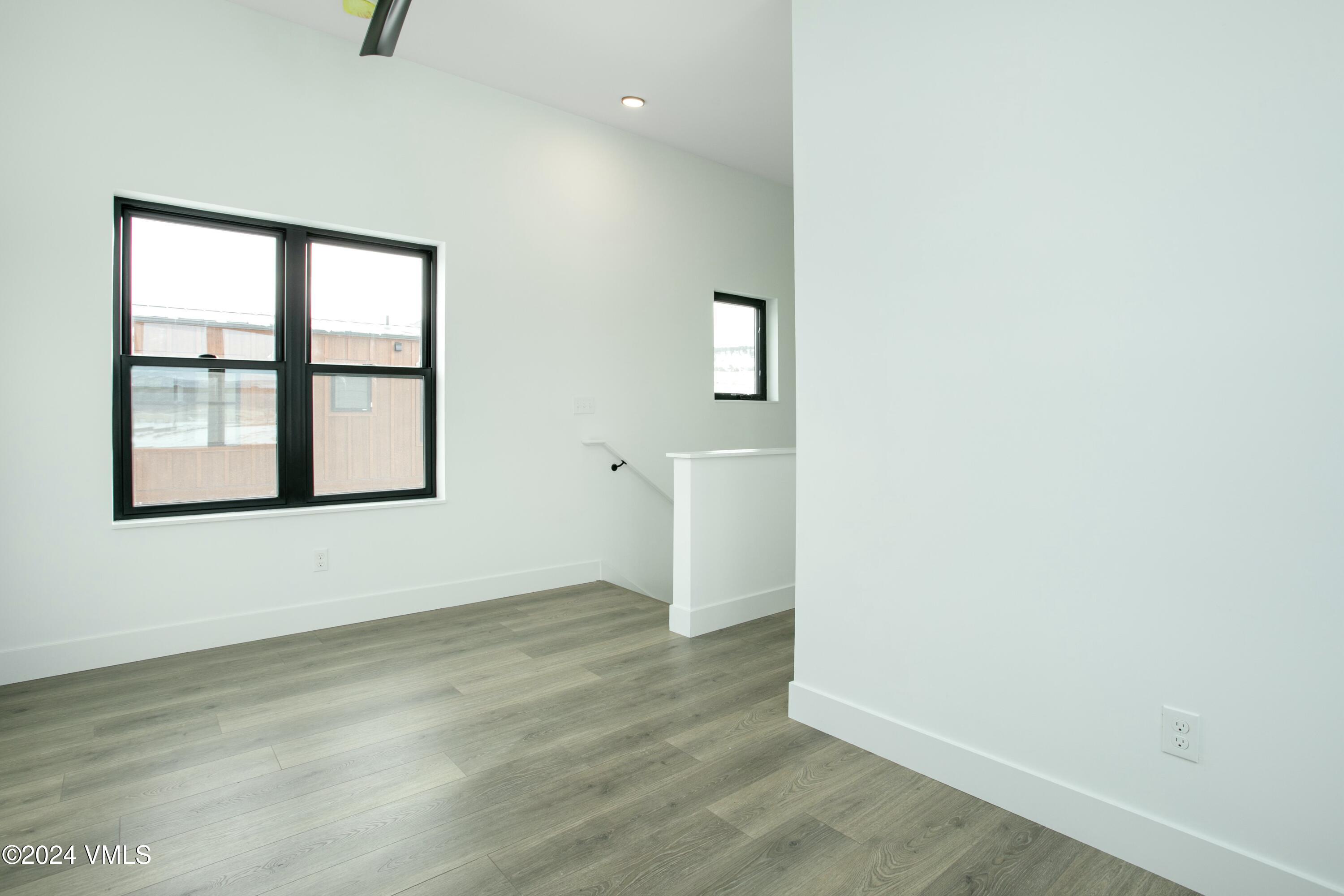 176 Spearstone Avenue Property Photo 10