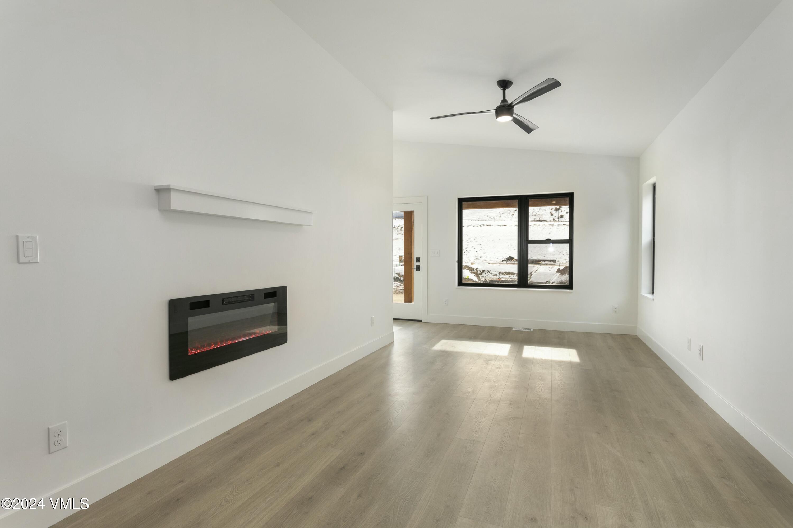 177 Spearstone Avenue Property Photo 8